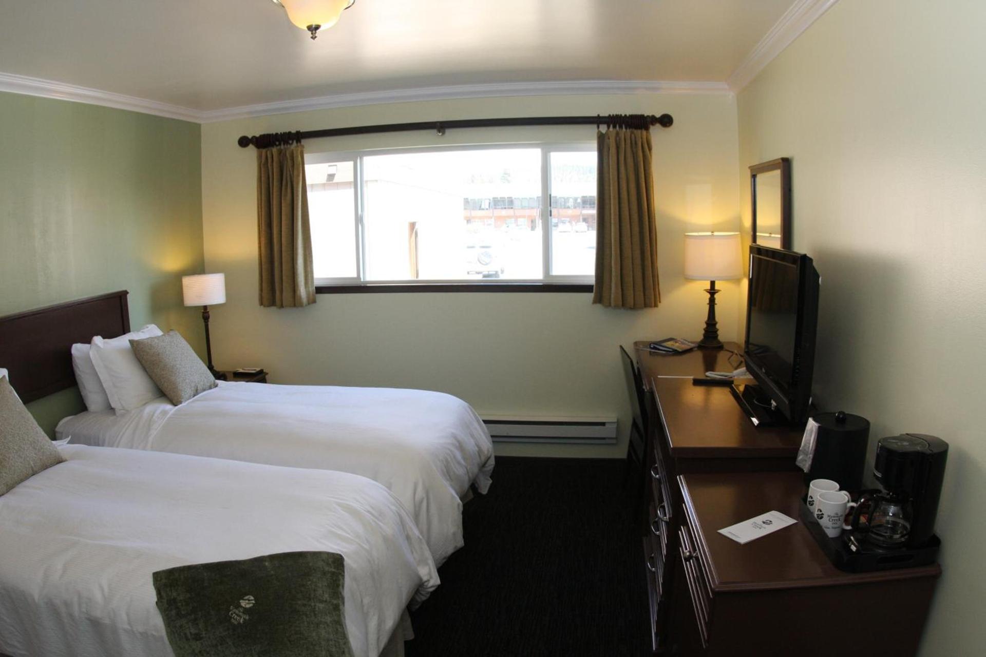 The Mammoth Creek Inn photo 7