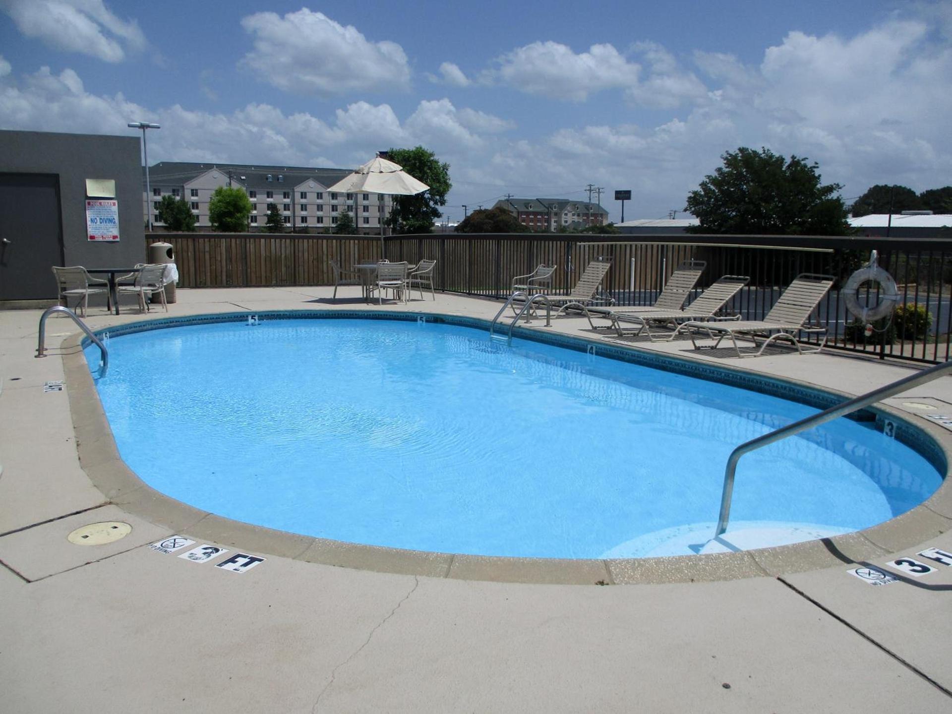 Wingate by Wyndham Conway AR photo 7