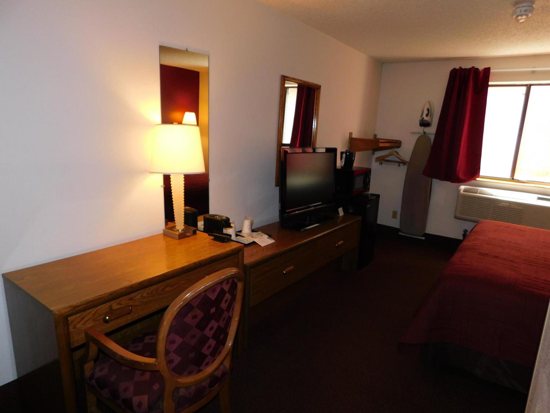 The Covered Bridge Inn photo 34