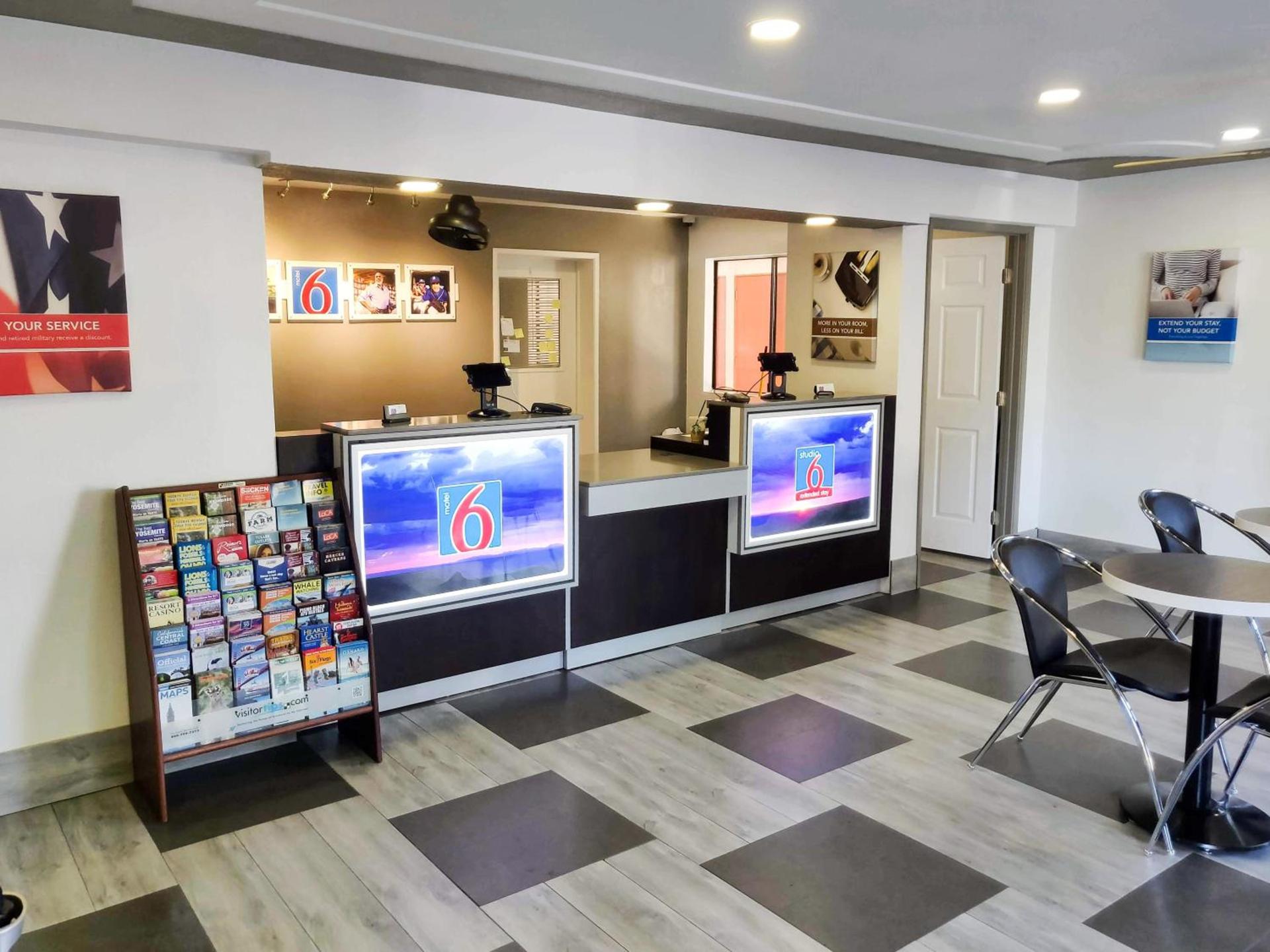 Studio 6-Fresno, CA - Extended Stay photo 29