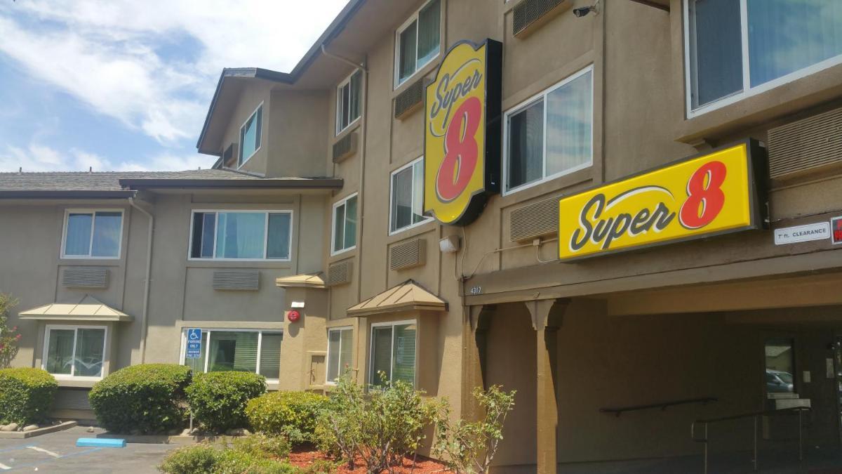 Super 8 by Wyndham Sacramento photo 39