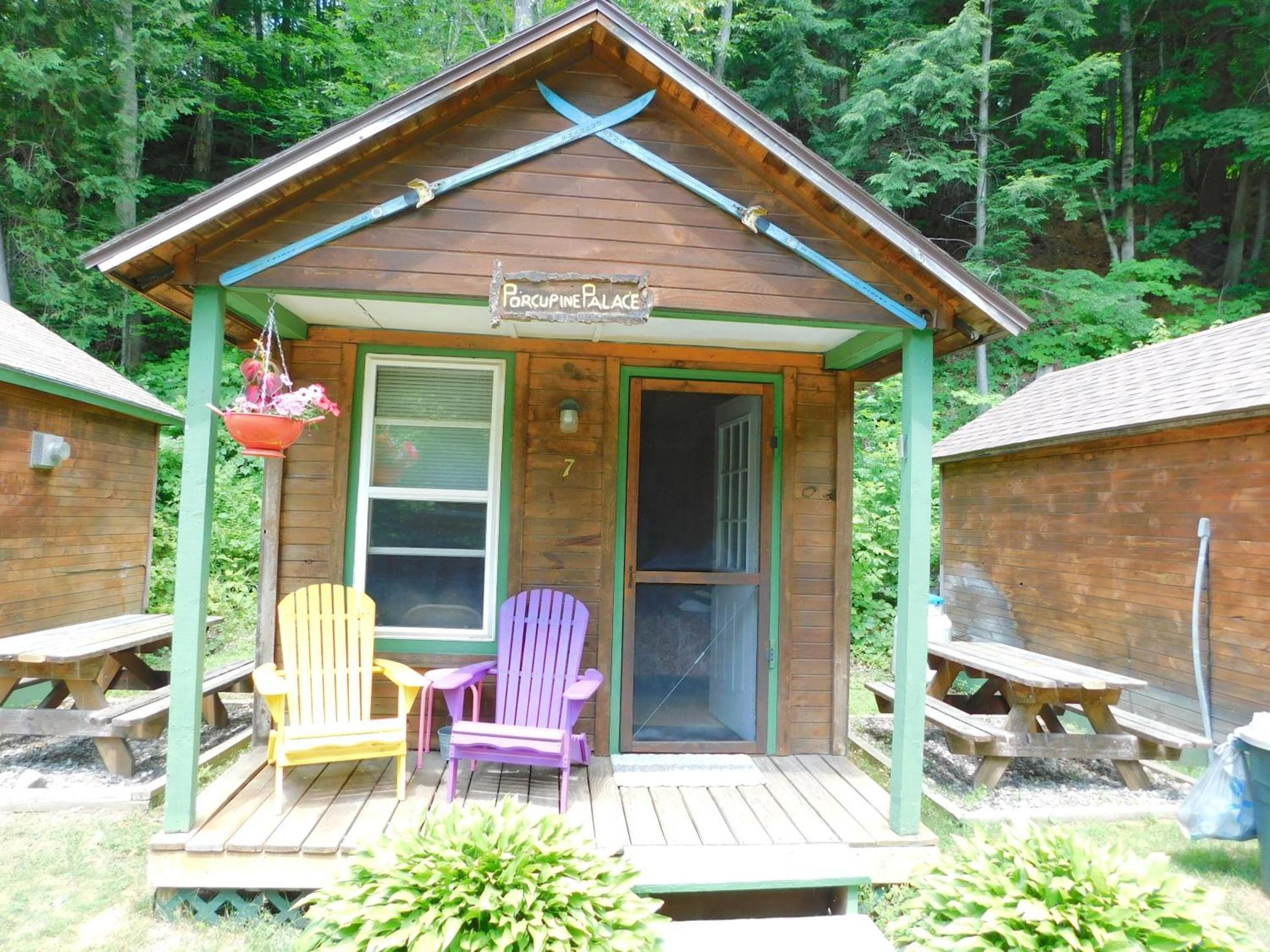 Pine Crest Motel & Cabins photo 59