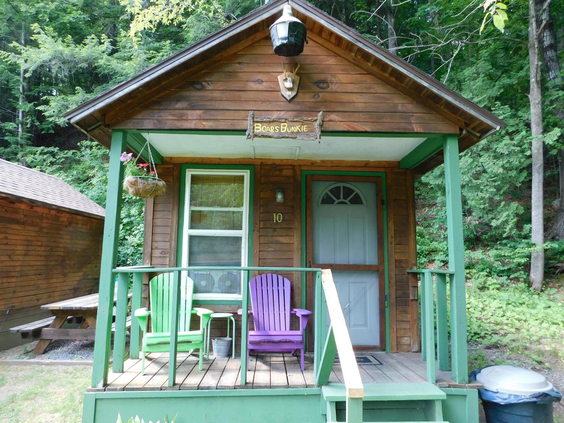 Pine Crest Motel & Cabins photo 53