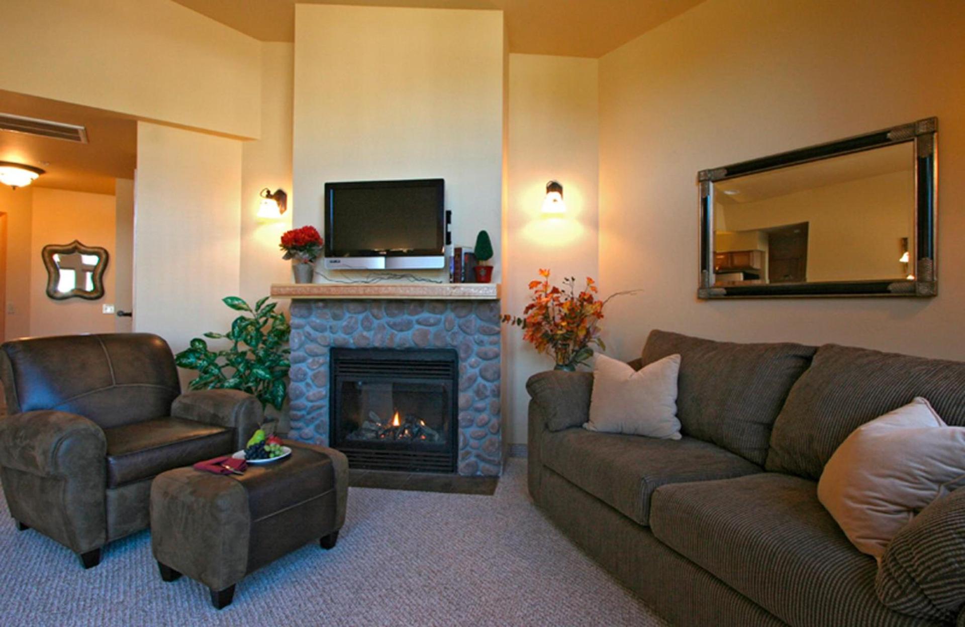 Icicle Village Resort photo 43