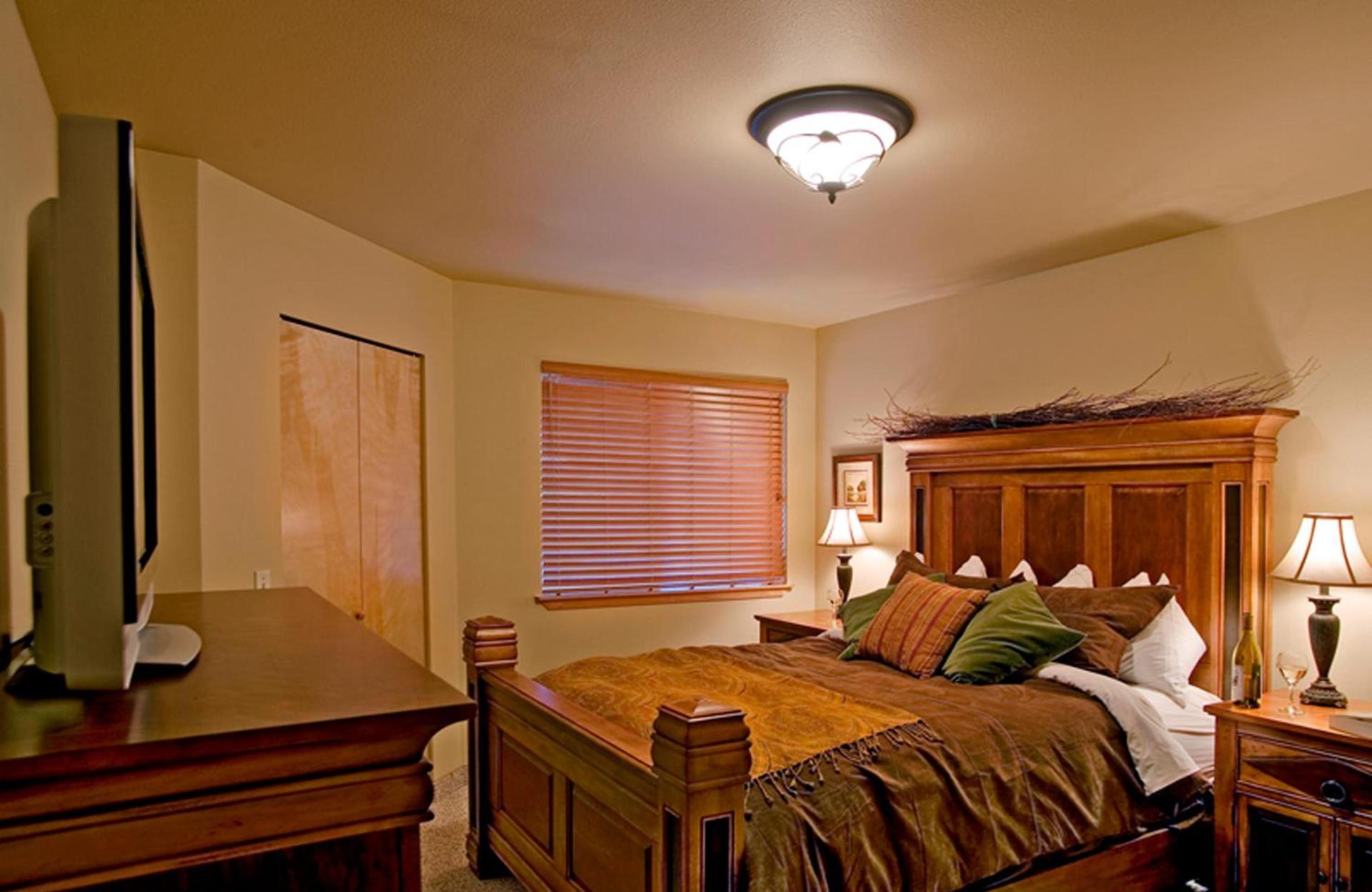 Icicle Village Resort photo 44