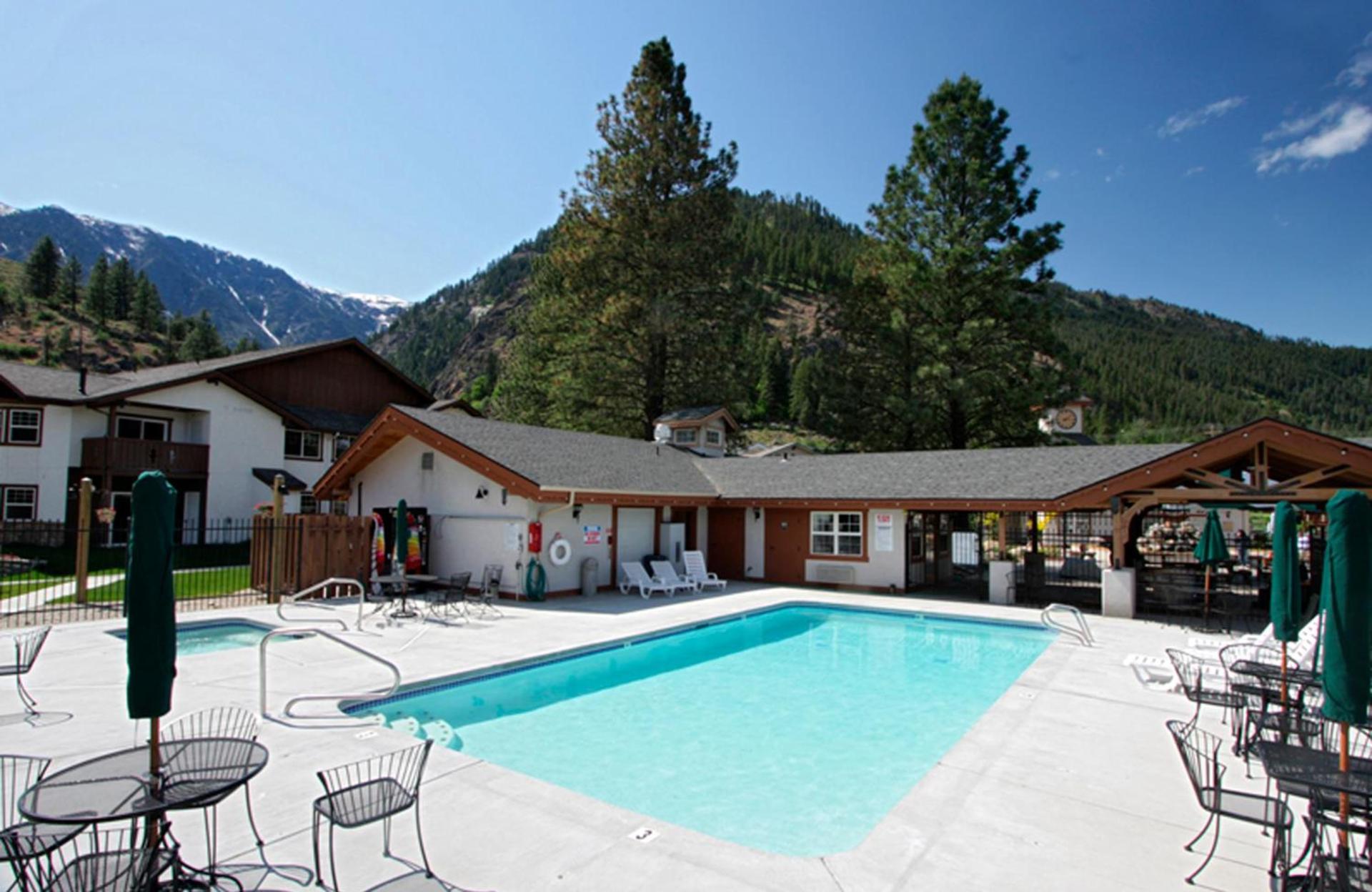 Icicle Village Resort photo 42