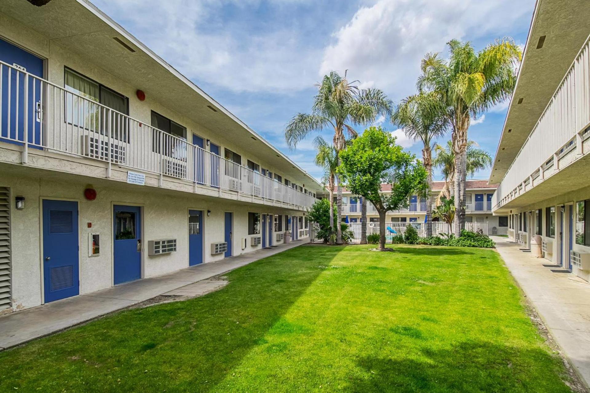 Motel 6-Bakersfield, CA - Airport photo 9