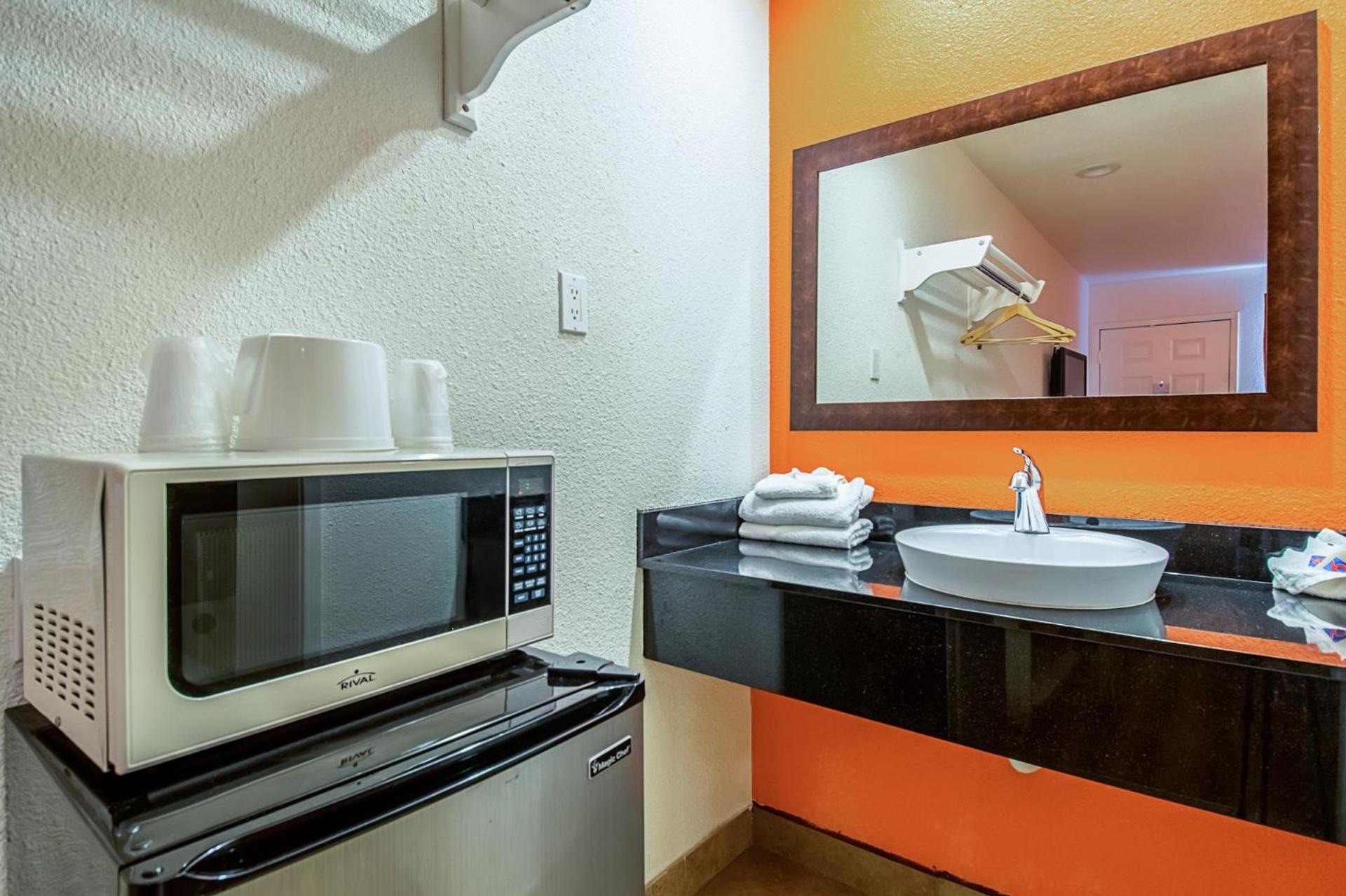 Motel 6-Bakersfield, CA - Airport photo 39