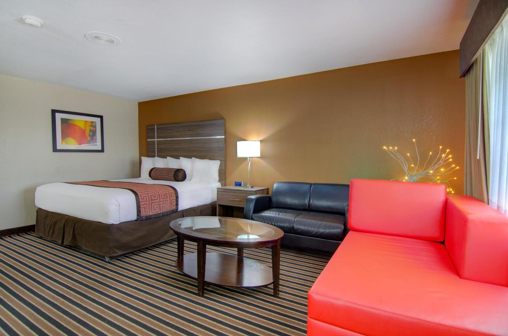 Westbridge Inn & Suites photo 53