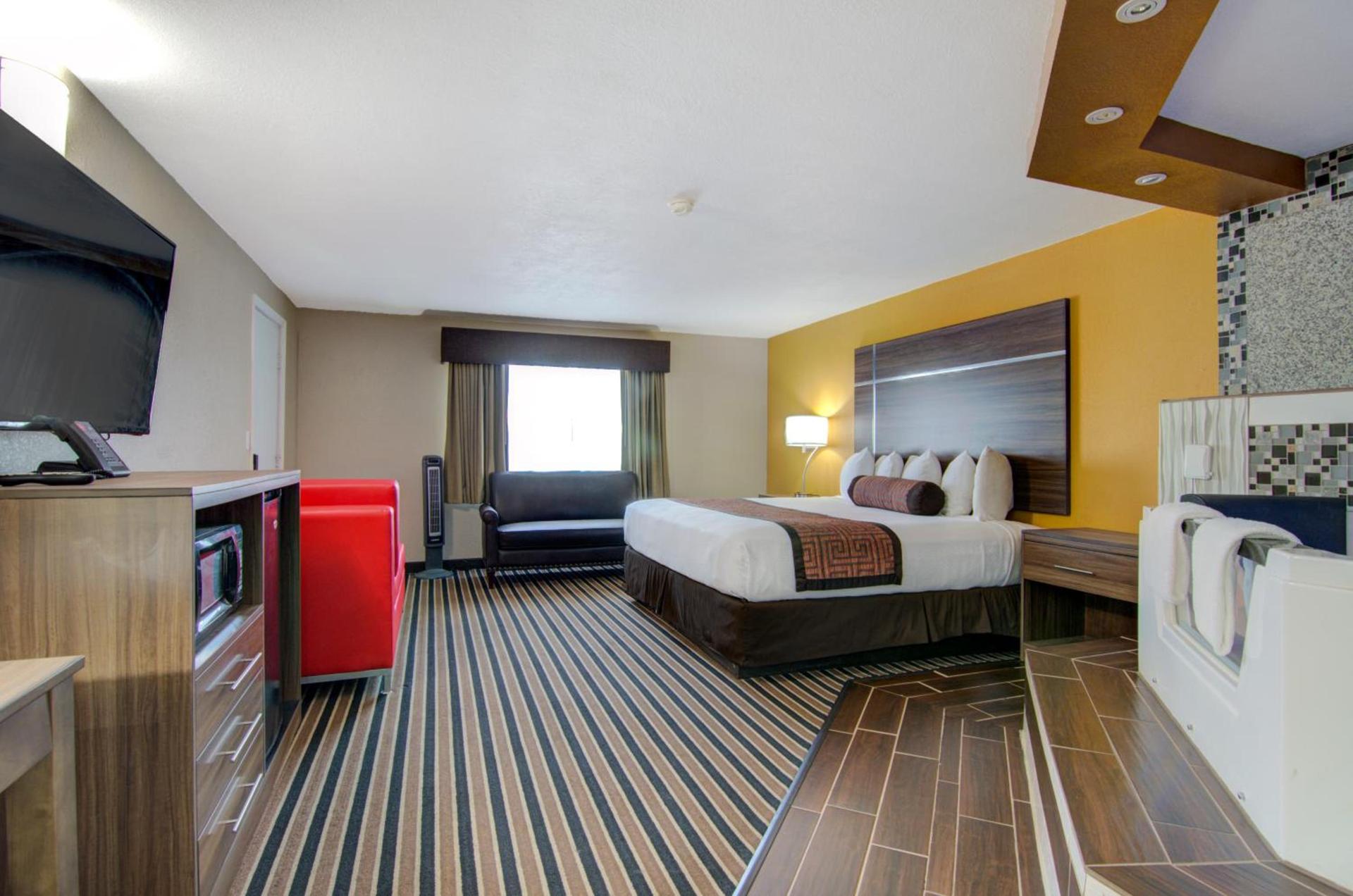 Westbridge Inn & Suites photo 8