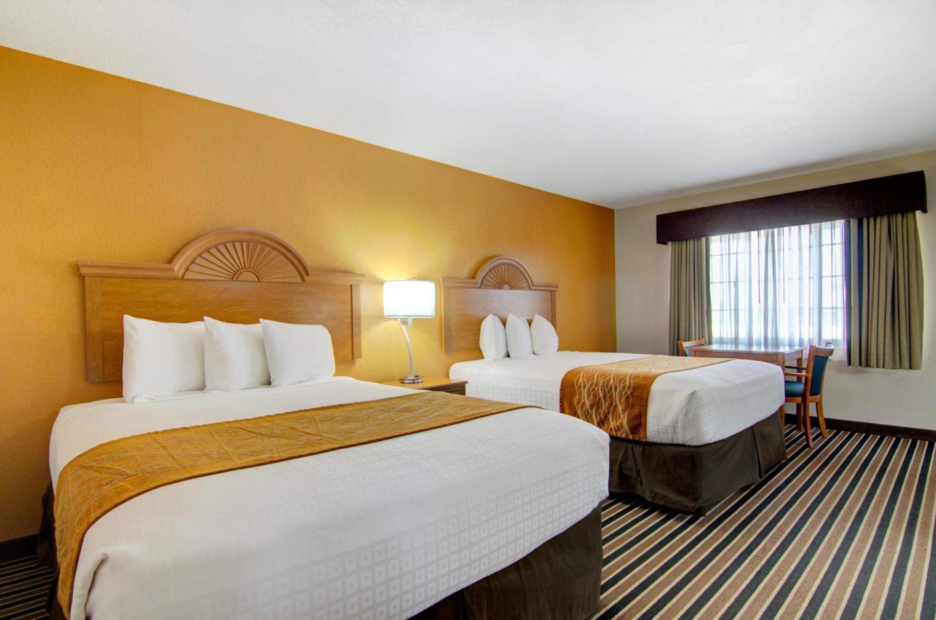 Westbridge Inn & Suites photo 15