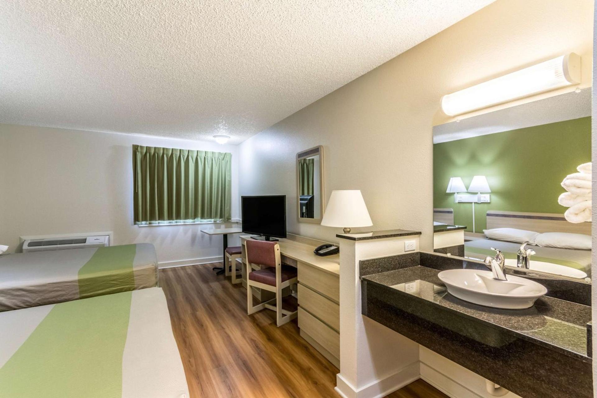 Motel 6-Great Falls, MT photo 38