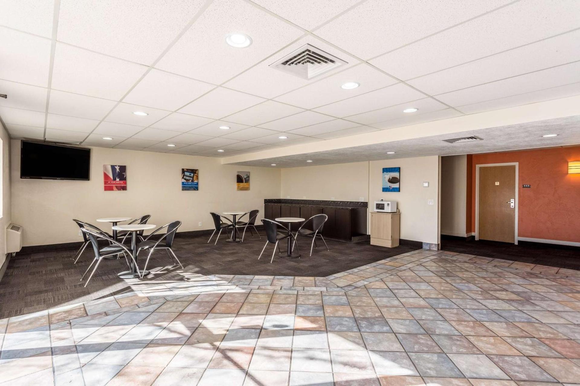 Motel 6-Great Falls, MT photo 39