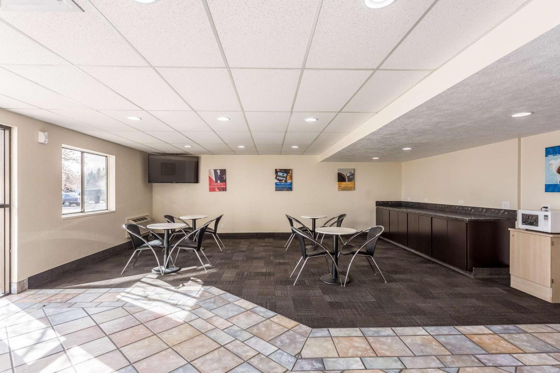Motel 6-Great Falls, MT photo 69