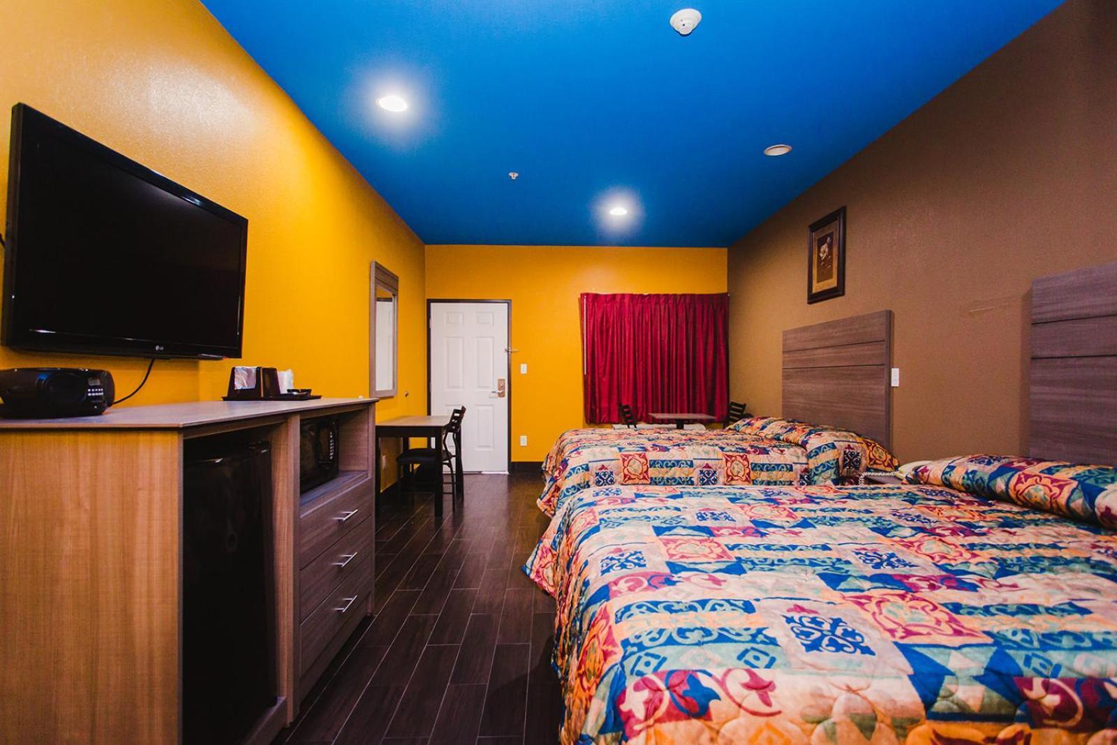 Moonlight Suites - Houston/George Bush Int'l Airport photo 14