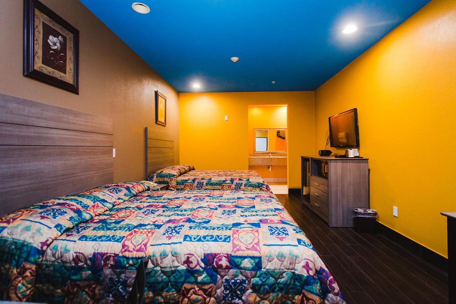 Moonlight Suites - Houston/George Bush Int'l Airport photo 18