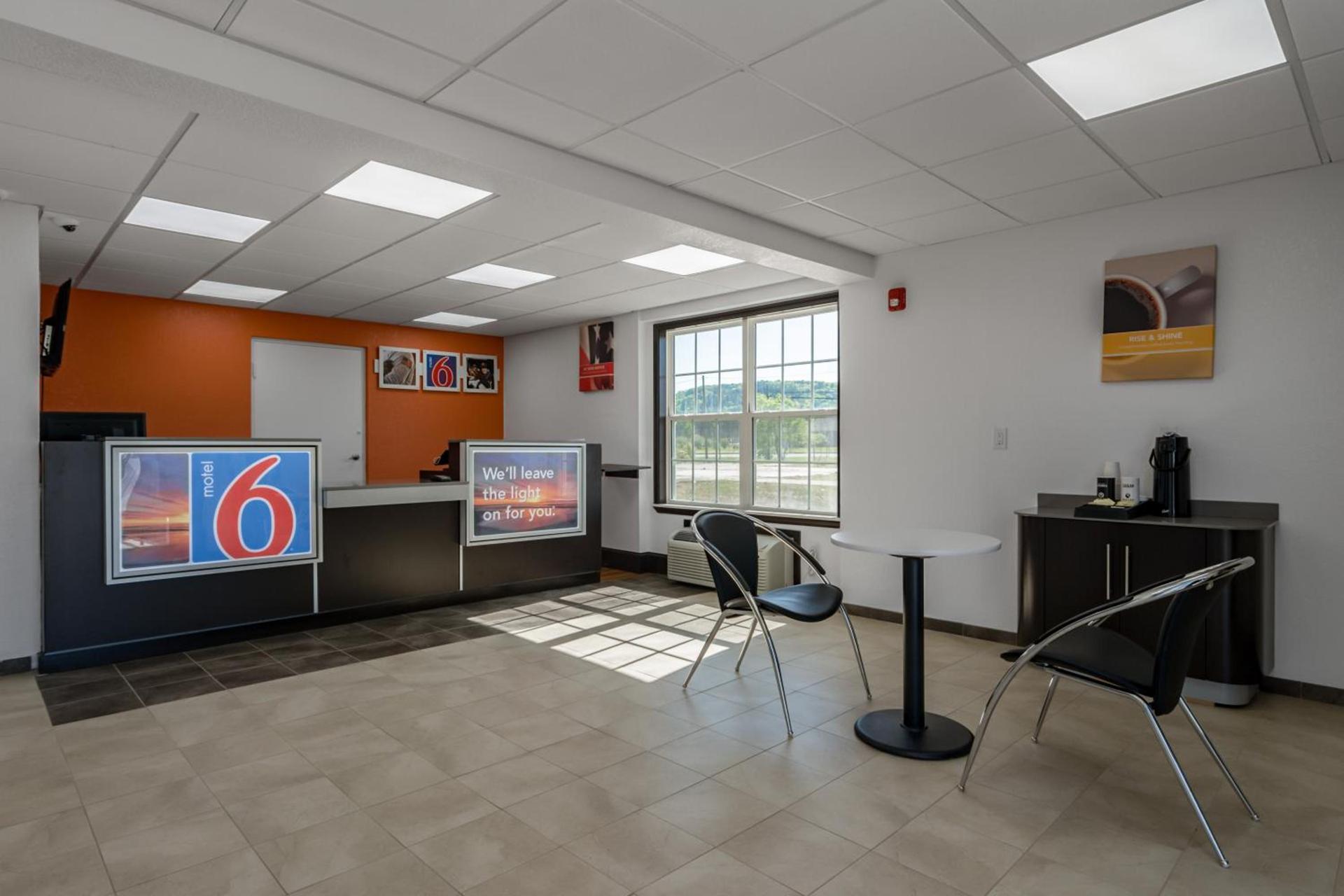 Motel 6-White, GA - Cartersville photo 47