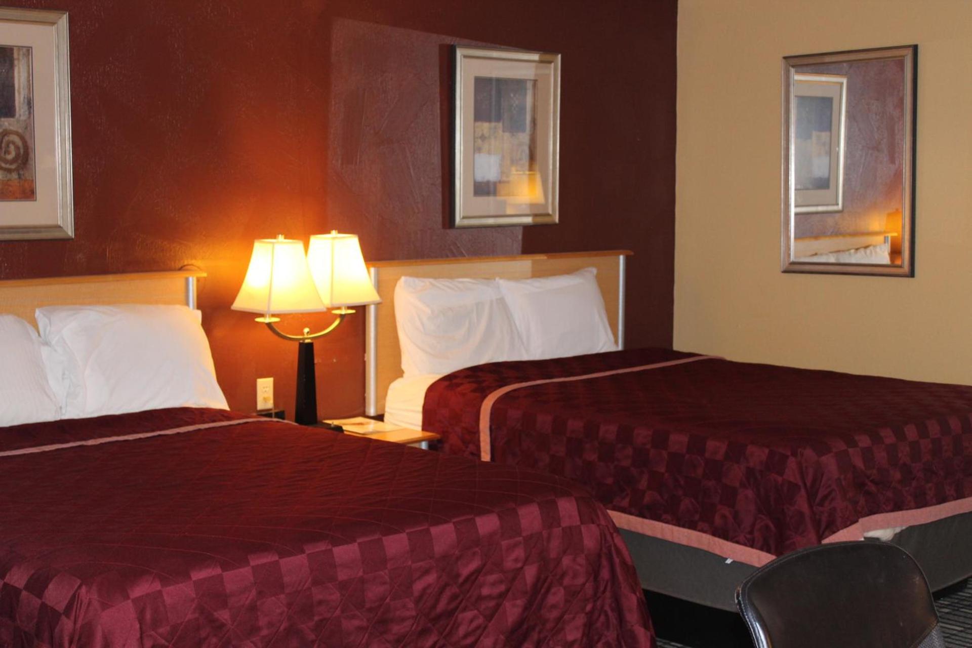 The Executive Inn & Suites photo 83