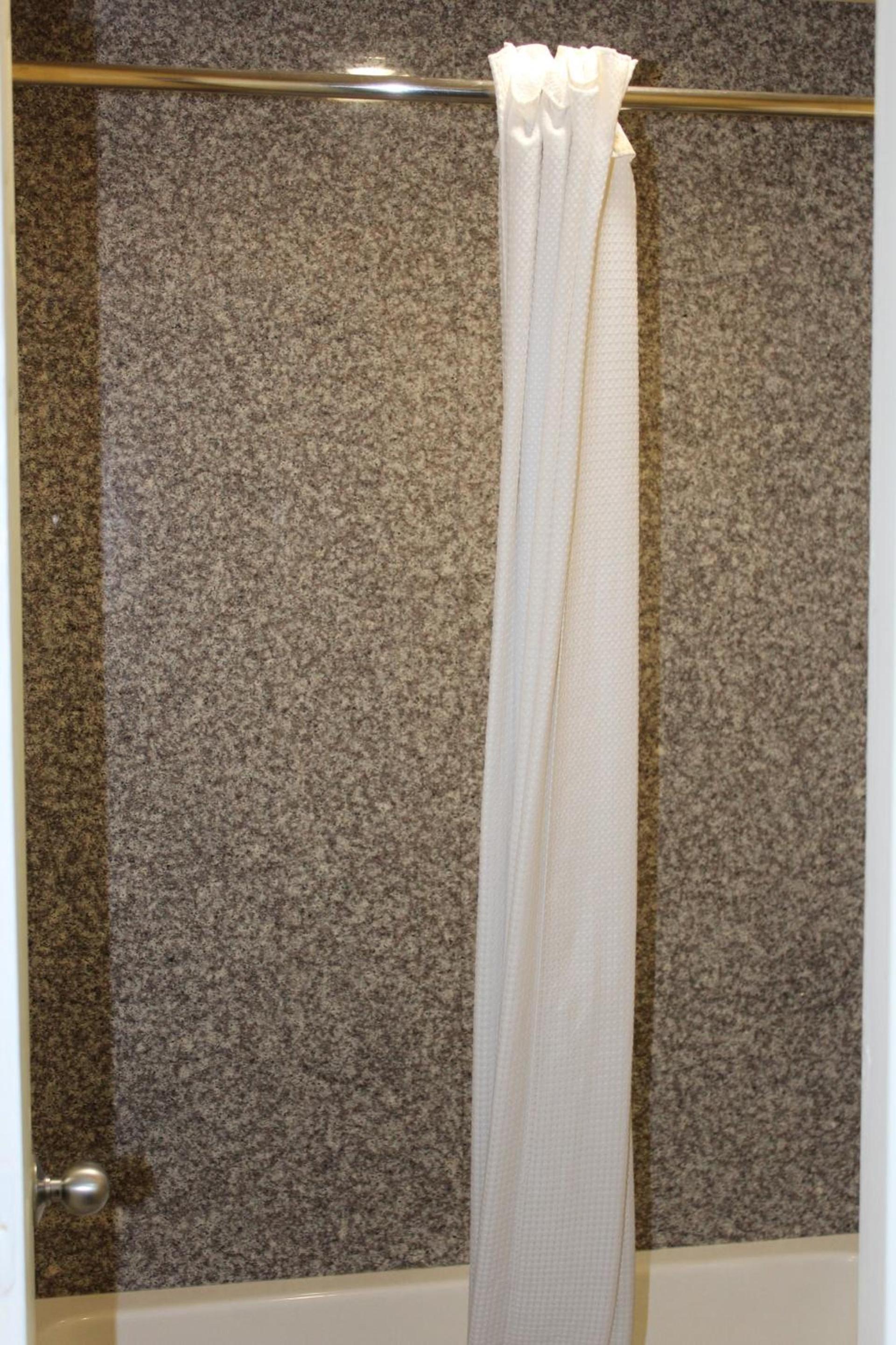 The Executive Inn & Suites photo 76