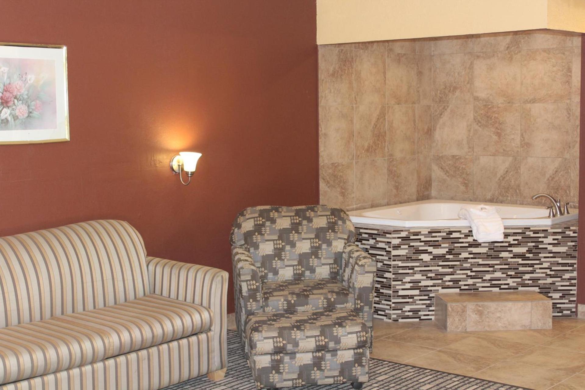 The Executive Inn & Suites photo 78