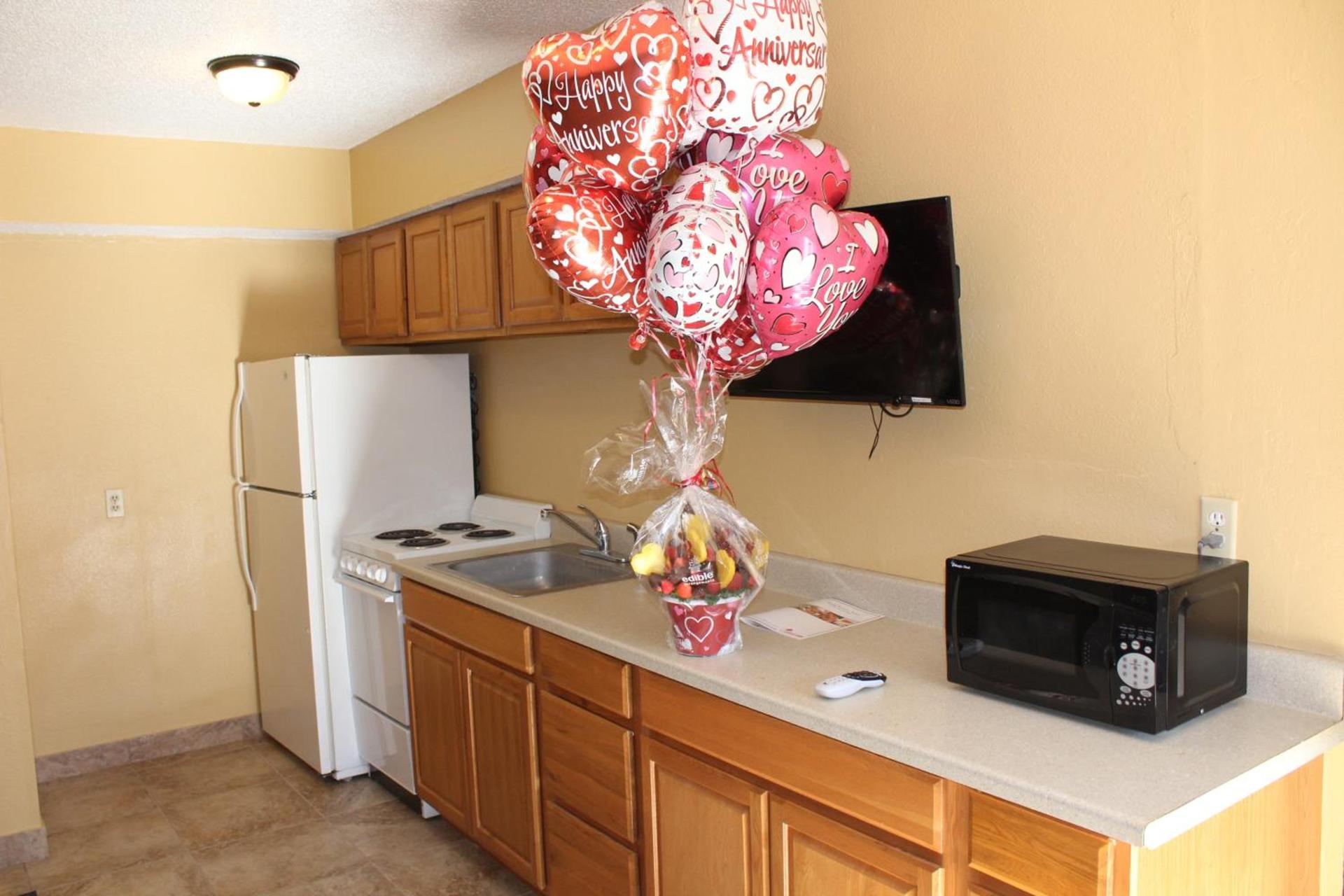 The Executive Inn & Suites photo 54