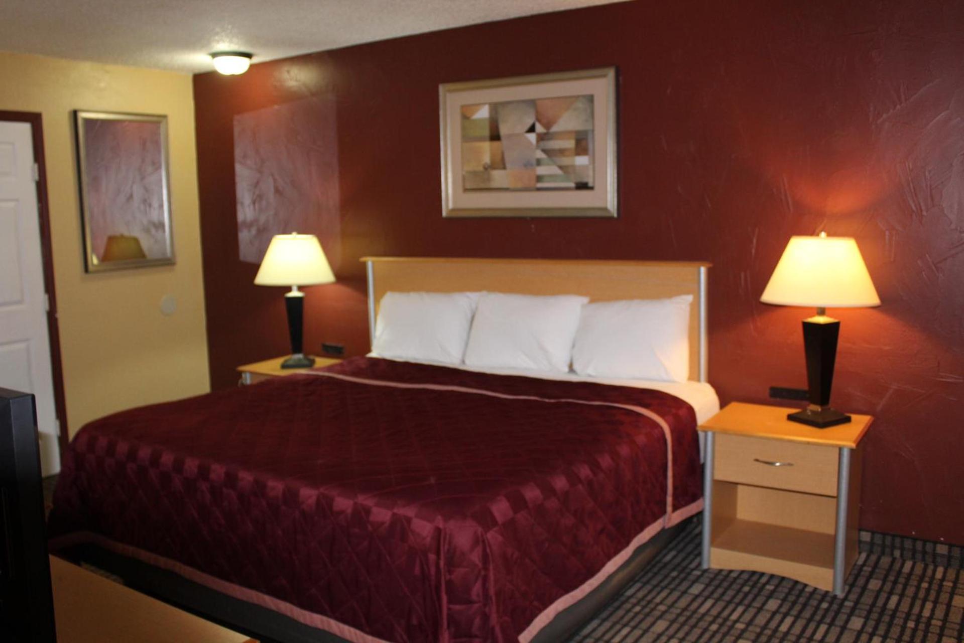 The Executive Inn & Suites photo 50