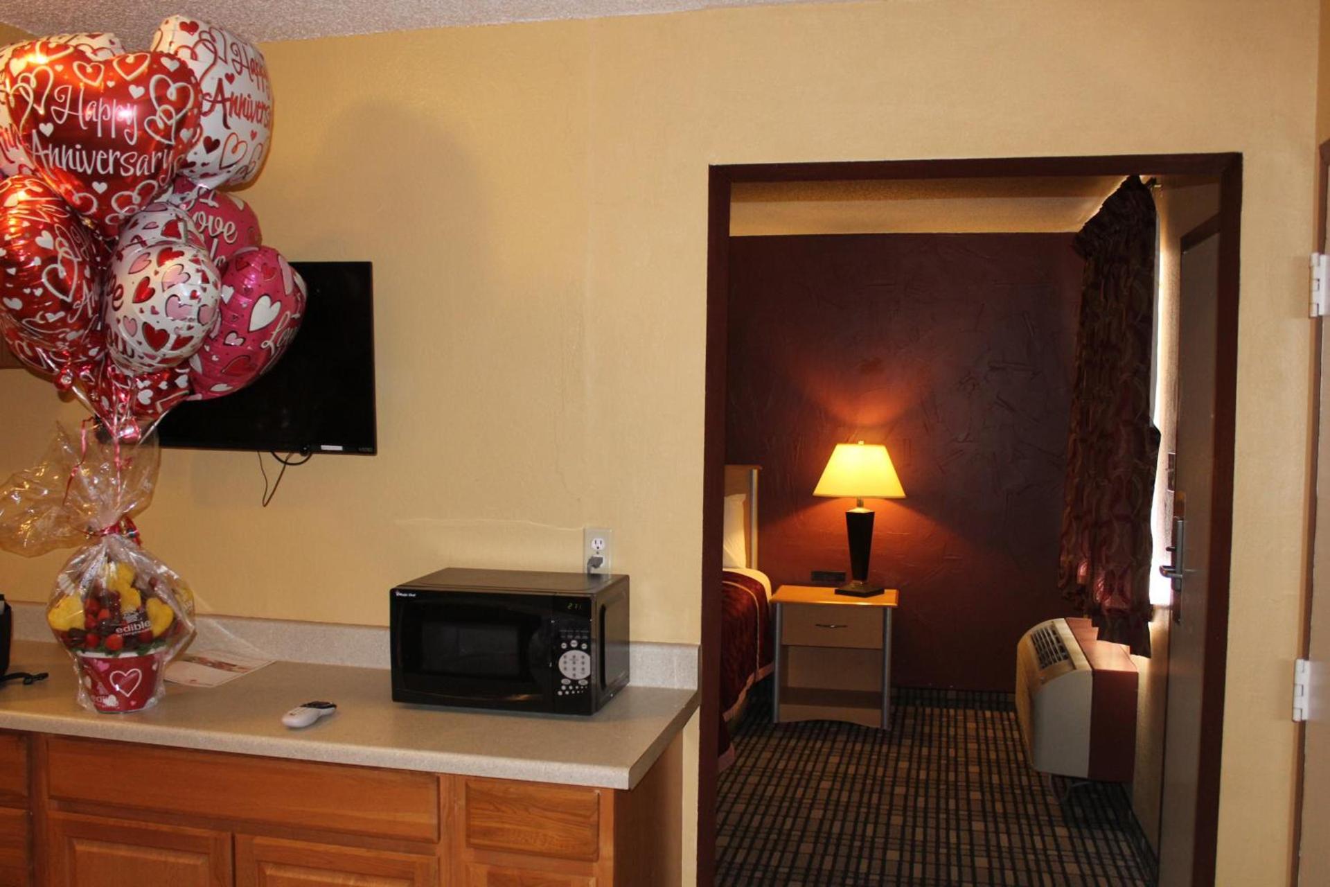 The Executive Inn & Suites photo 67