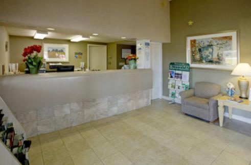 Americas Best Value Inn & Suites in Murfreesboro photo 3