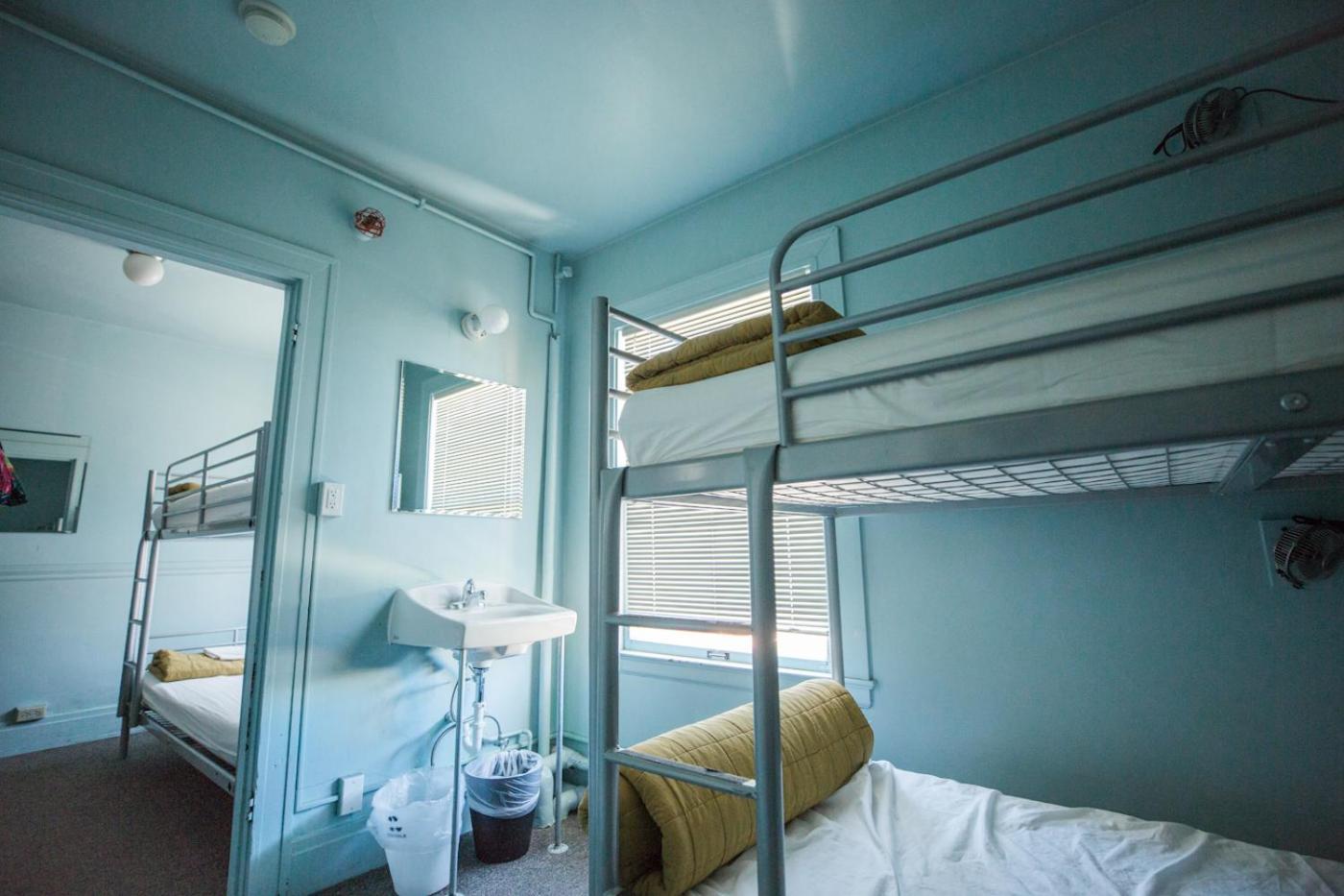 American Hotel Hostel photo 27