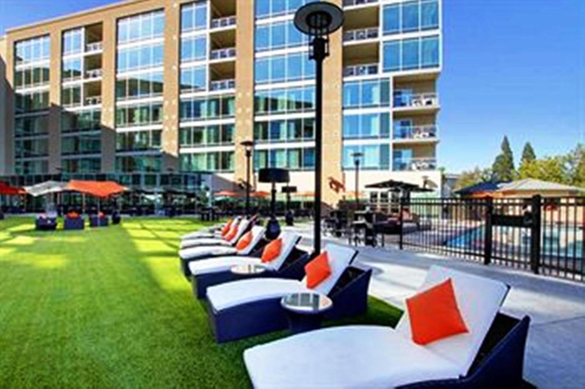 University Plaza Waterfront Hotel photo 5
