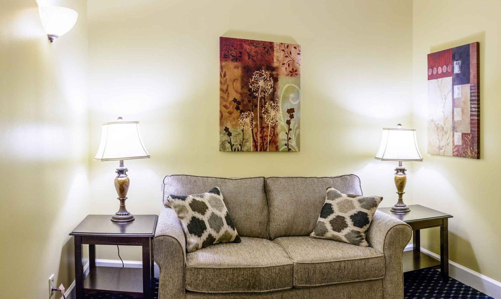 Asbury Inn & Suites photo 12