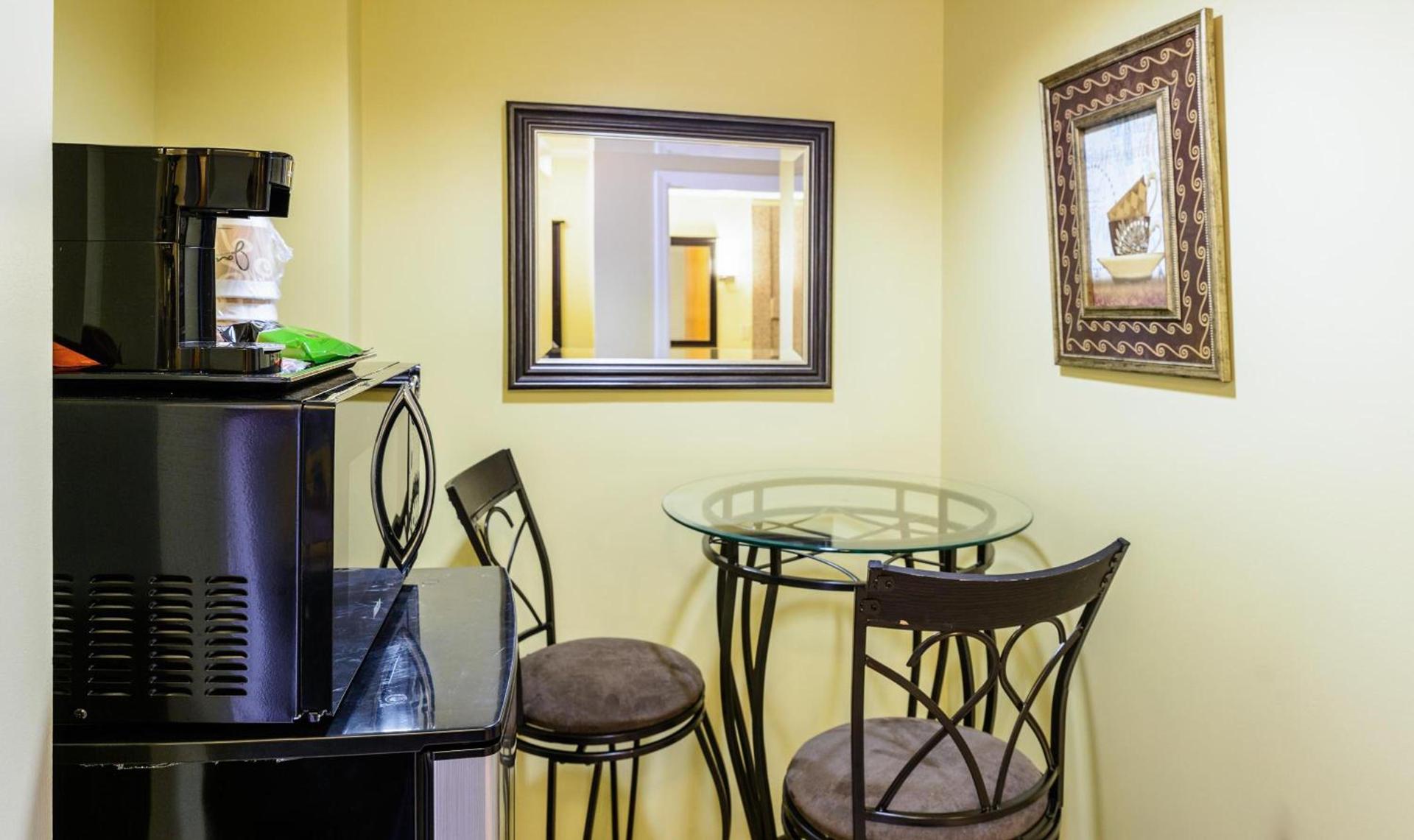 Asbury Inn & Suites photo 20
