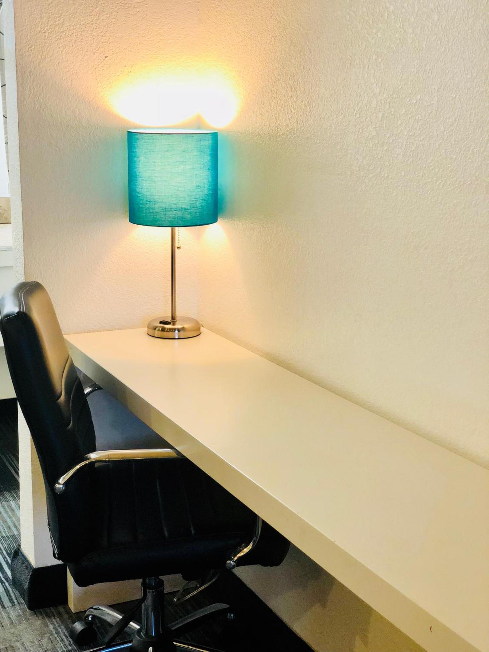 BridgePoint Inn Daly City photo 15