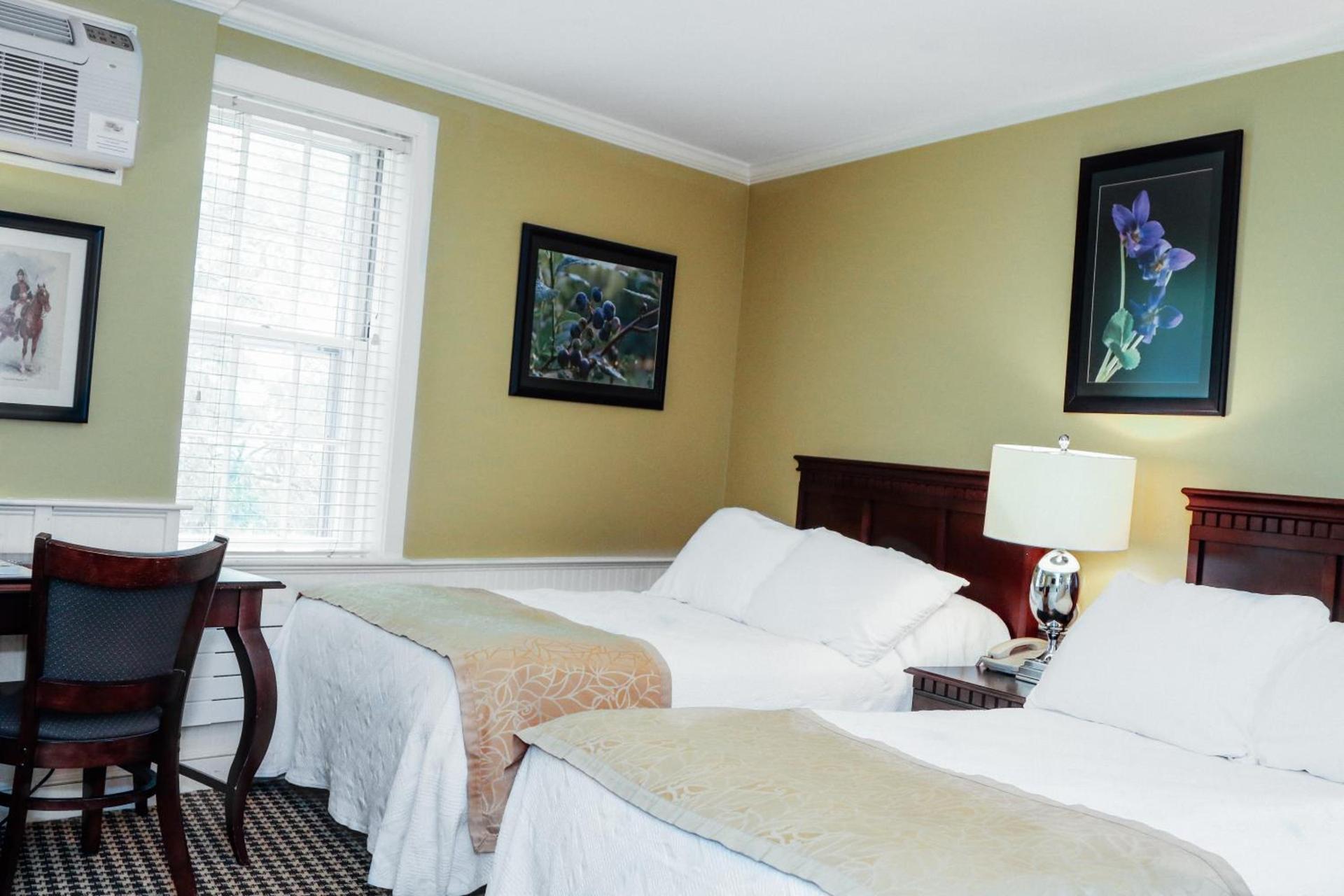 Concord's Colonial Inn photo 30