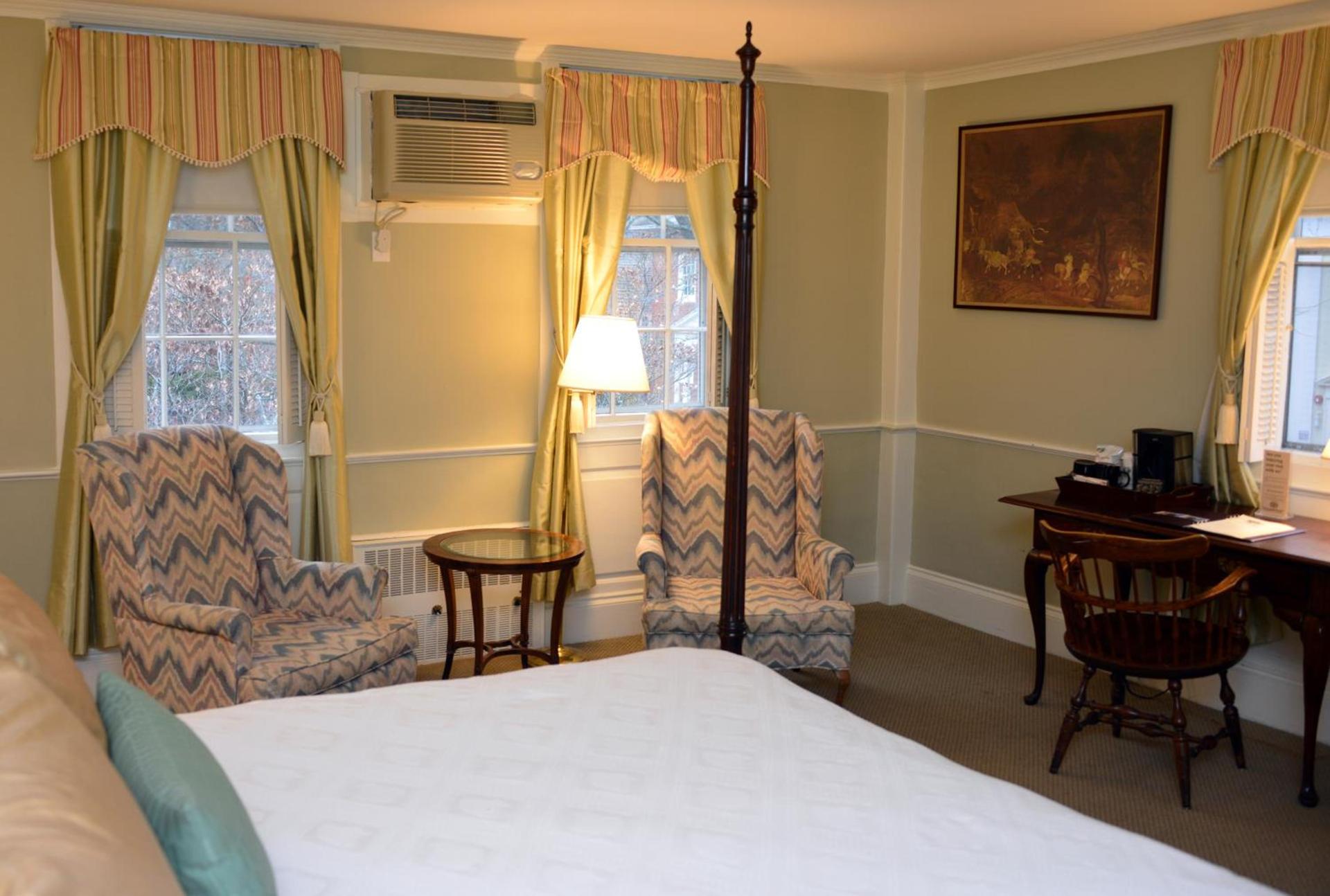 Concord's Colonial Inn photo 37