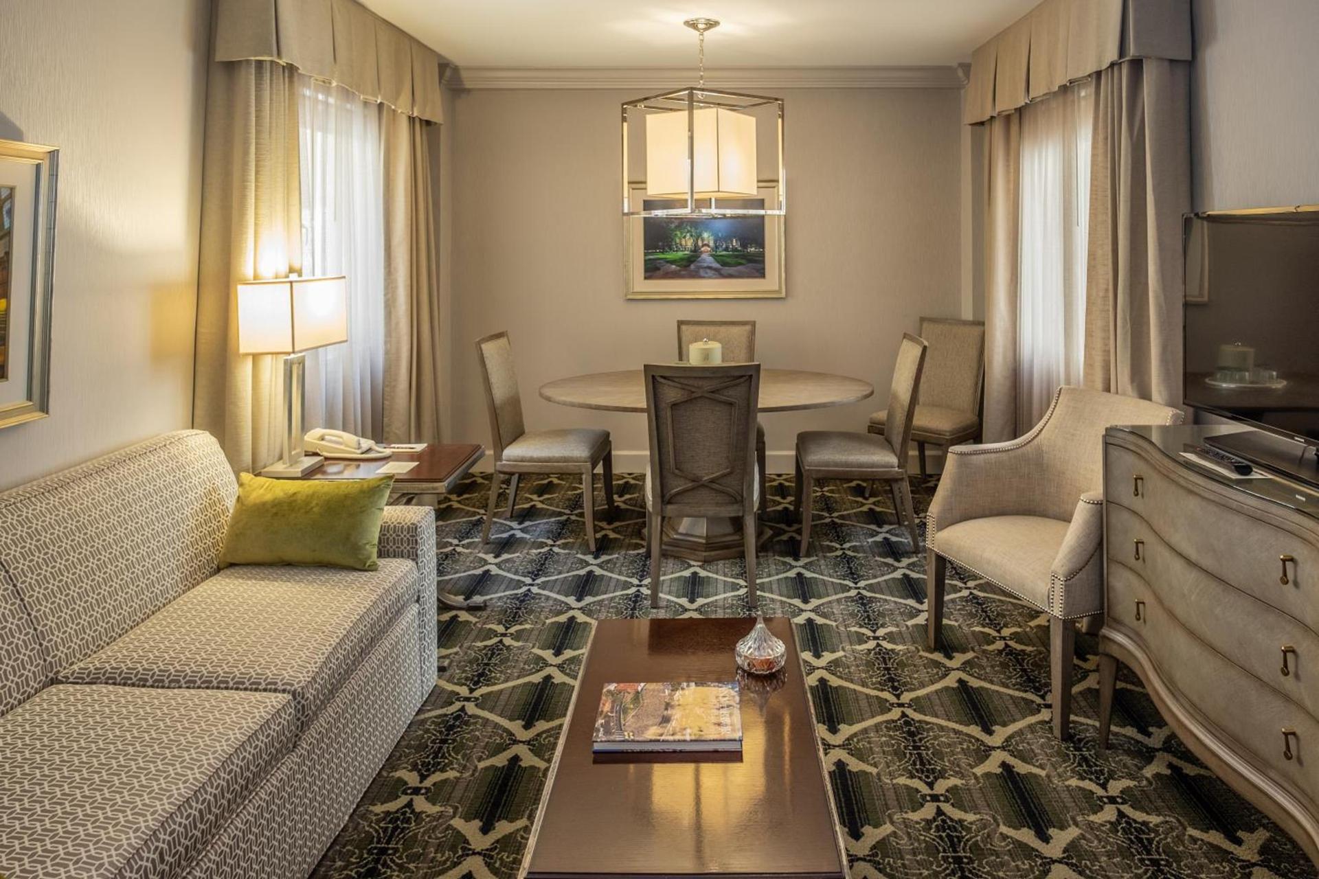 Bell Tower Hotel photo 24