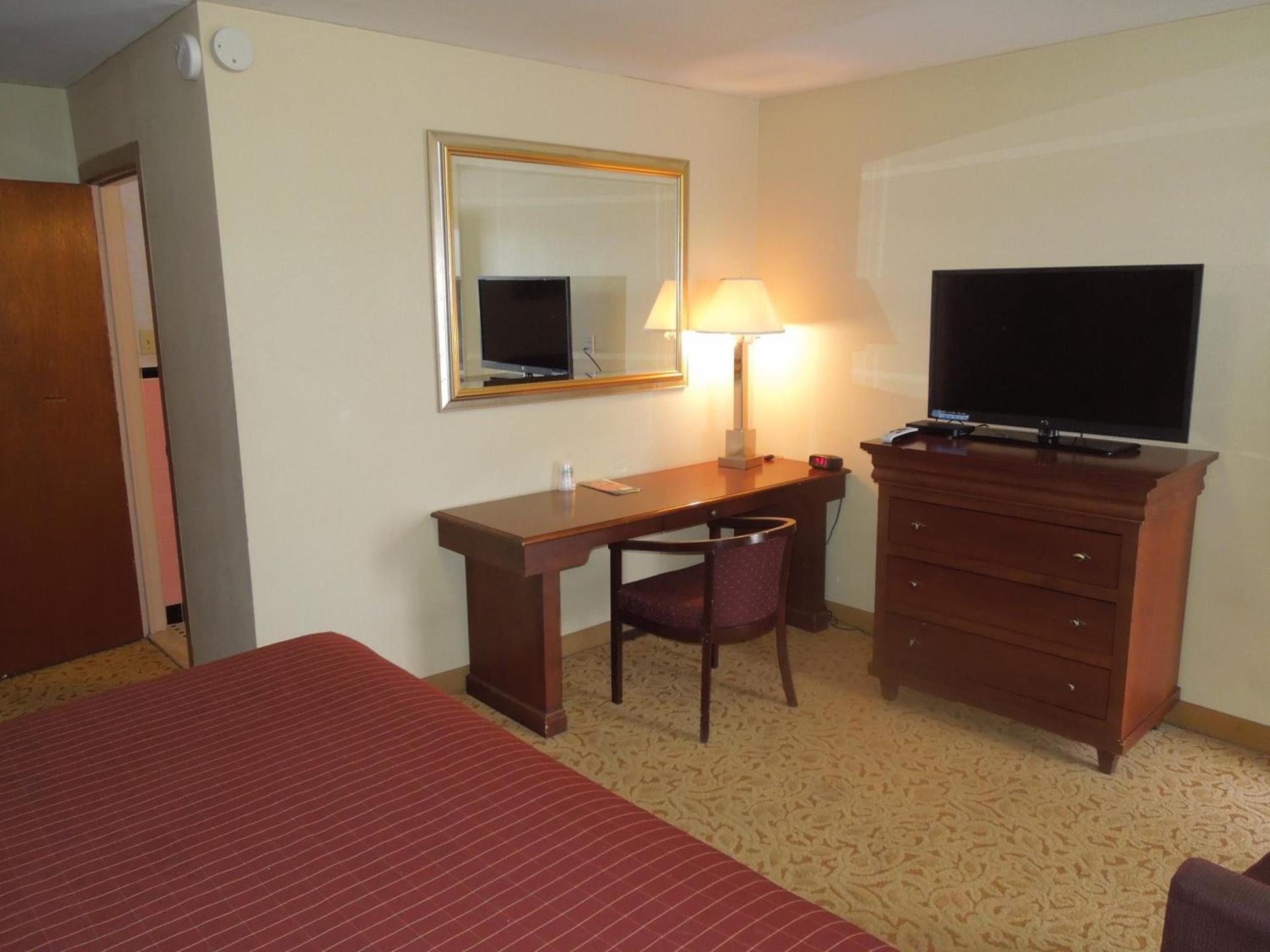 Slumberland Motel Mount Holly photo 12