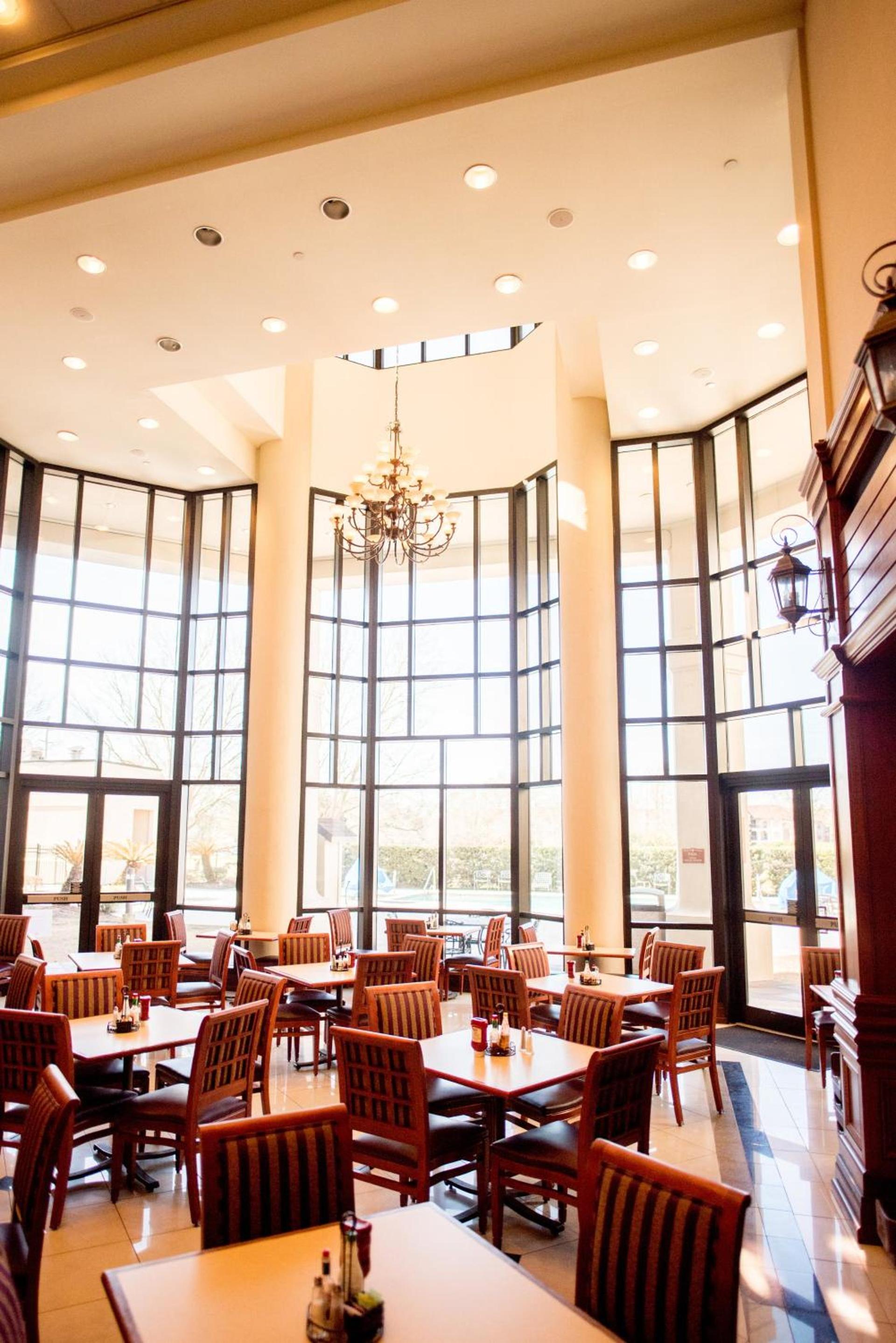 The Cook Hotel and Conference Center at LSU photo 11
