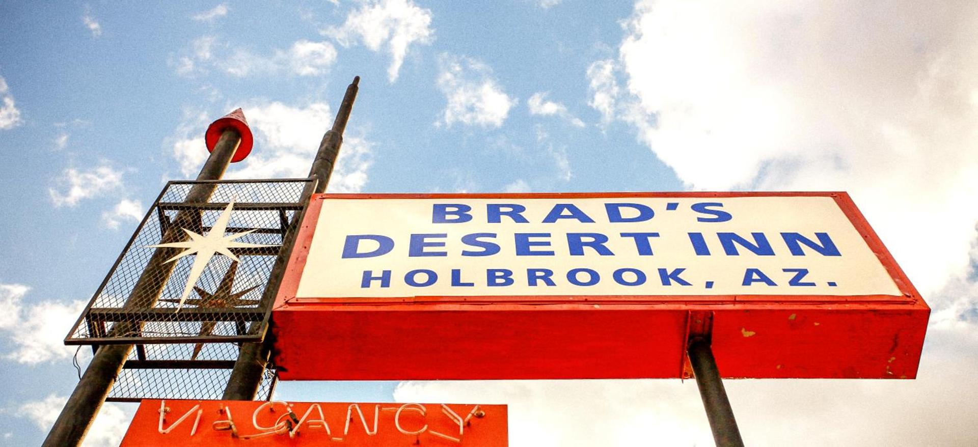 Brad's Desert Inn photo 27