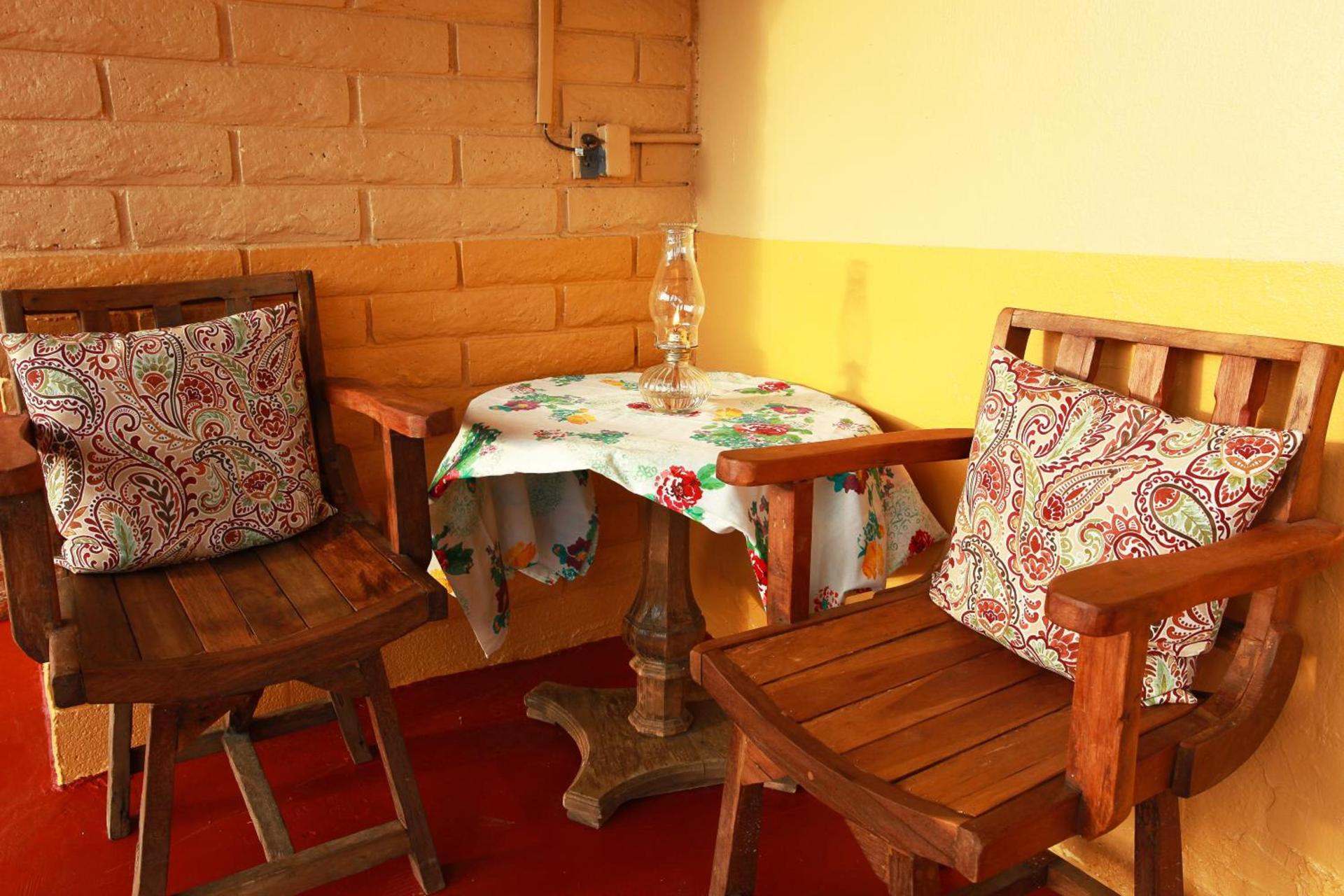 Brad's Desert Inn photo 33