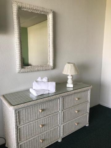 Gold Crest Motel photo 38