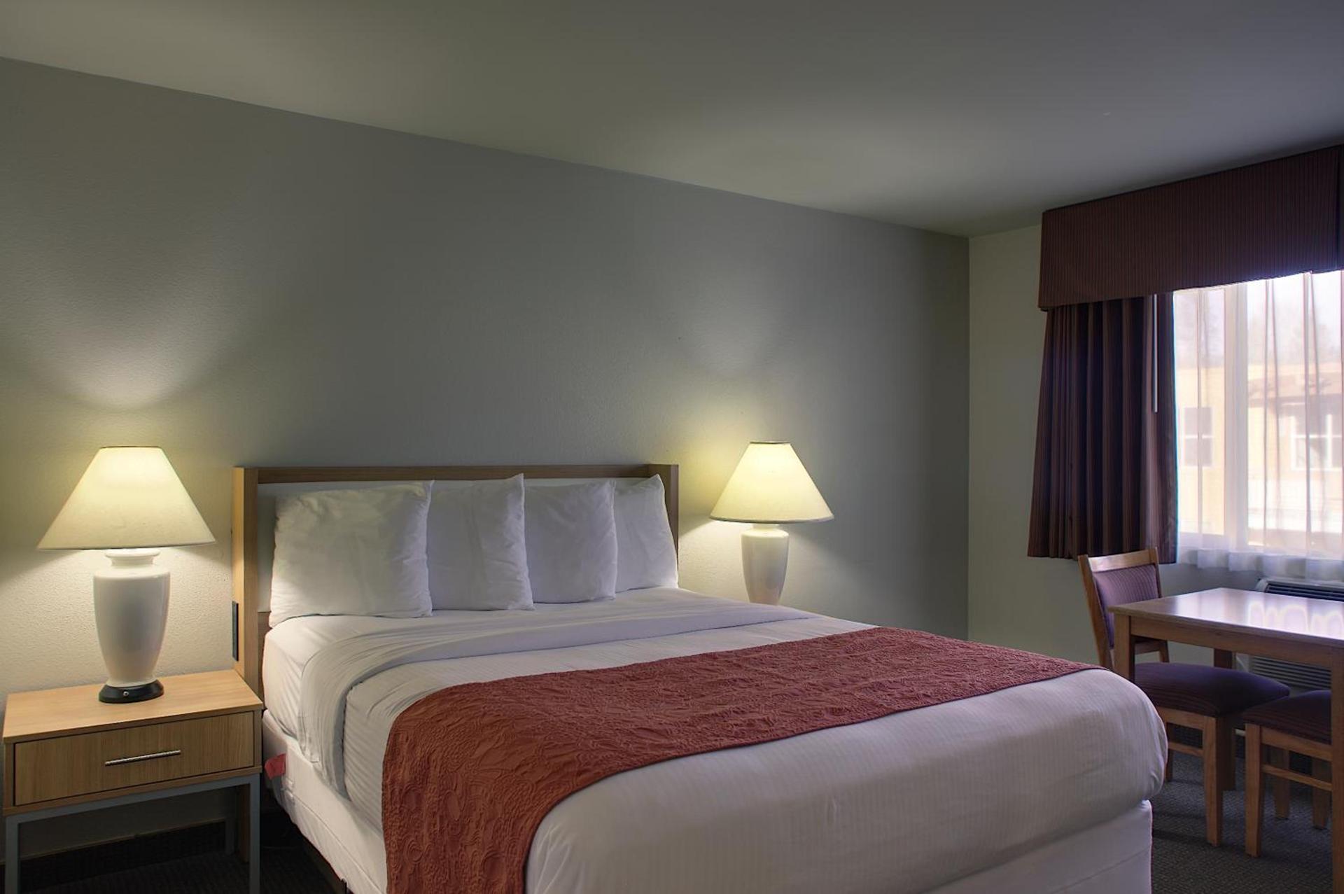 Aladdin Inn and Suites photo 18