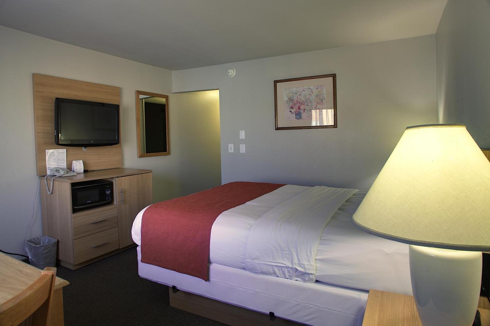 Aladdin Inn and Suites photo 17