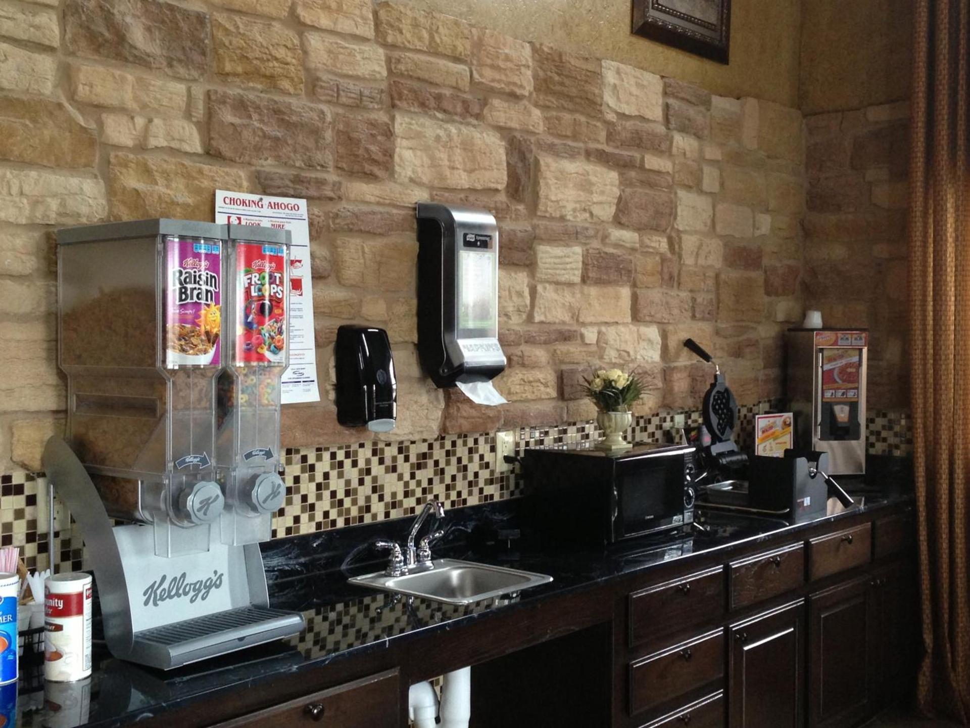 Scottish Inns Fort Worth photo 8