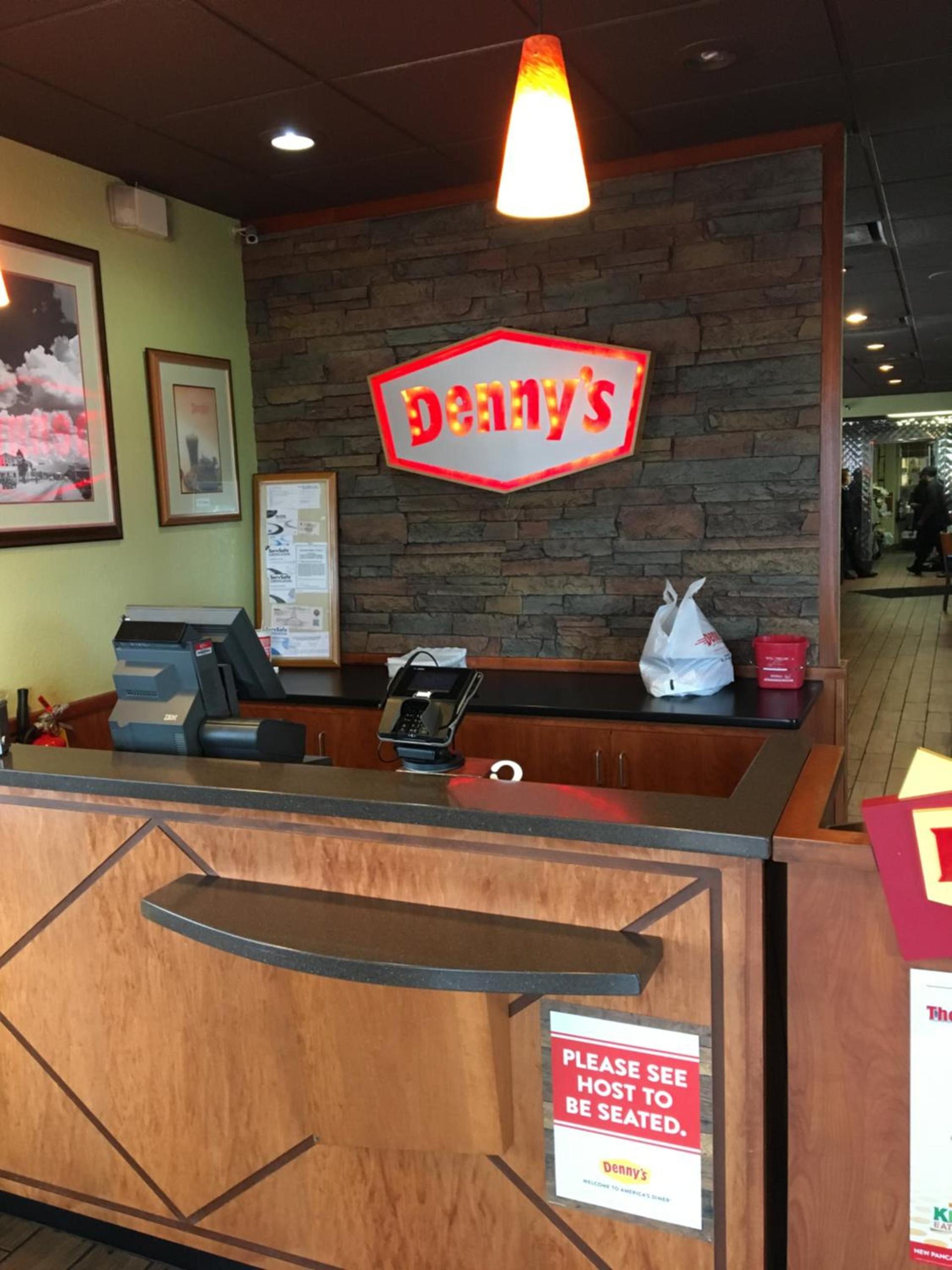 Days Inn by Wyndham Madison photo 19