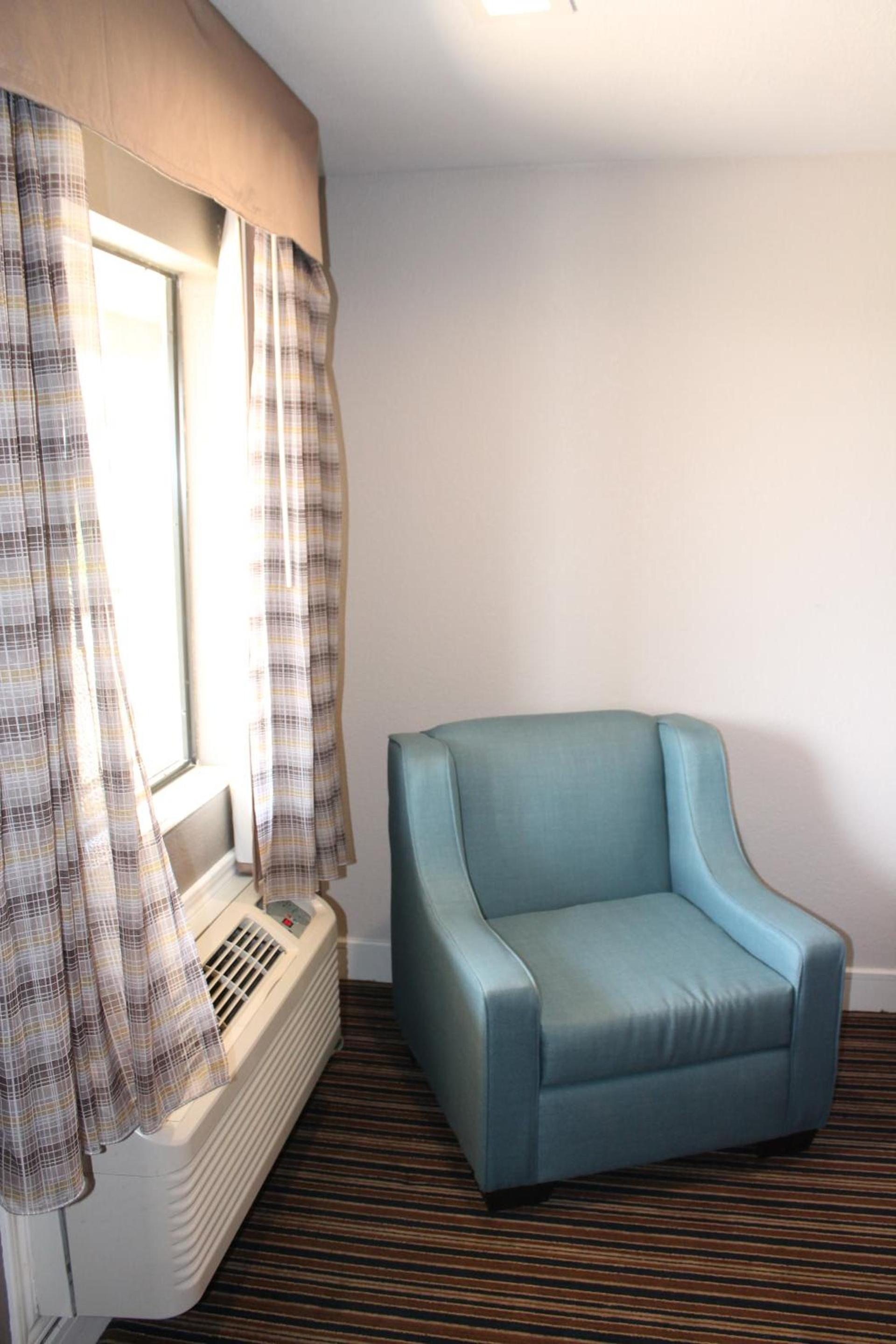 Quality Inn & Suites Port Arthur - Nederland photo 26