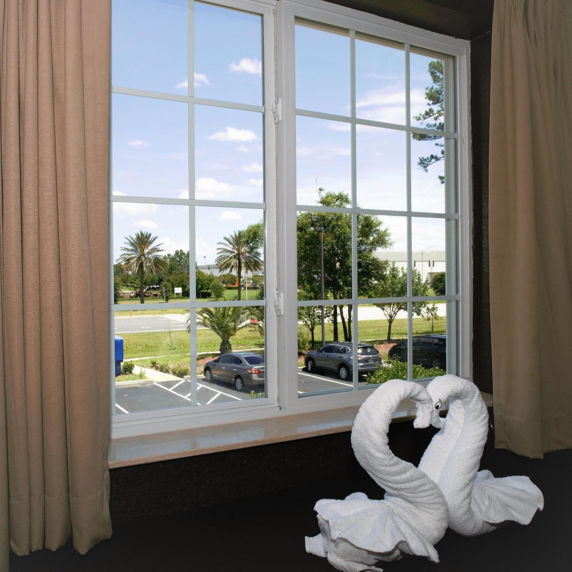 Microtel Inn & Suites by Wyndham Jacksonville Airport photo 7
