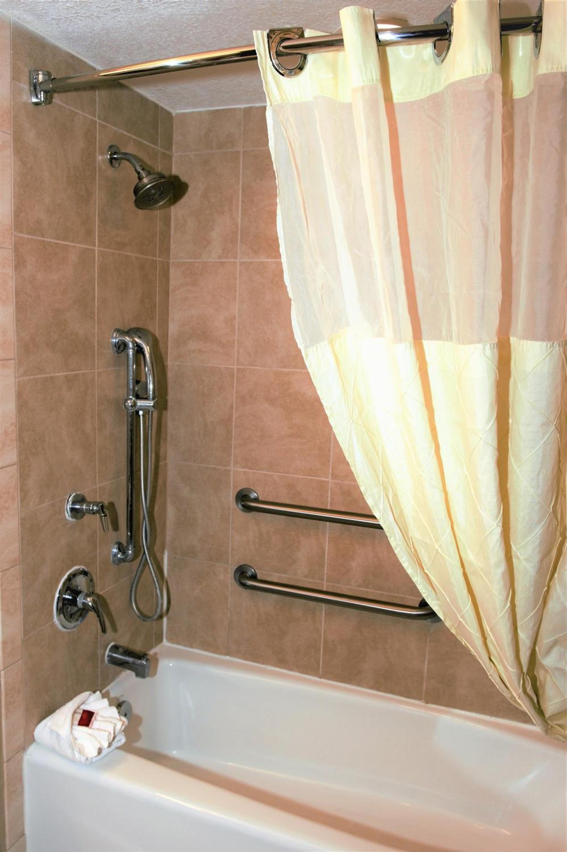 Microtel Inn & Suites by Wyndham Jacksonville Airport photo 30