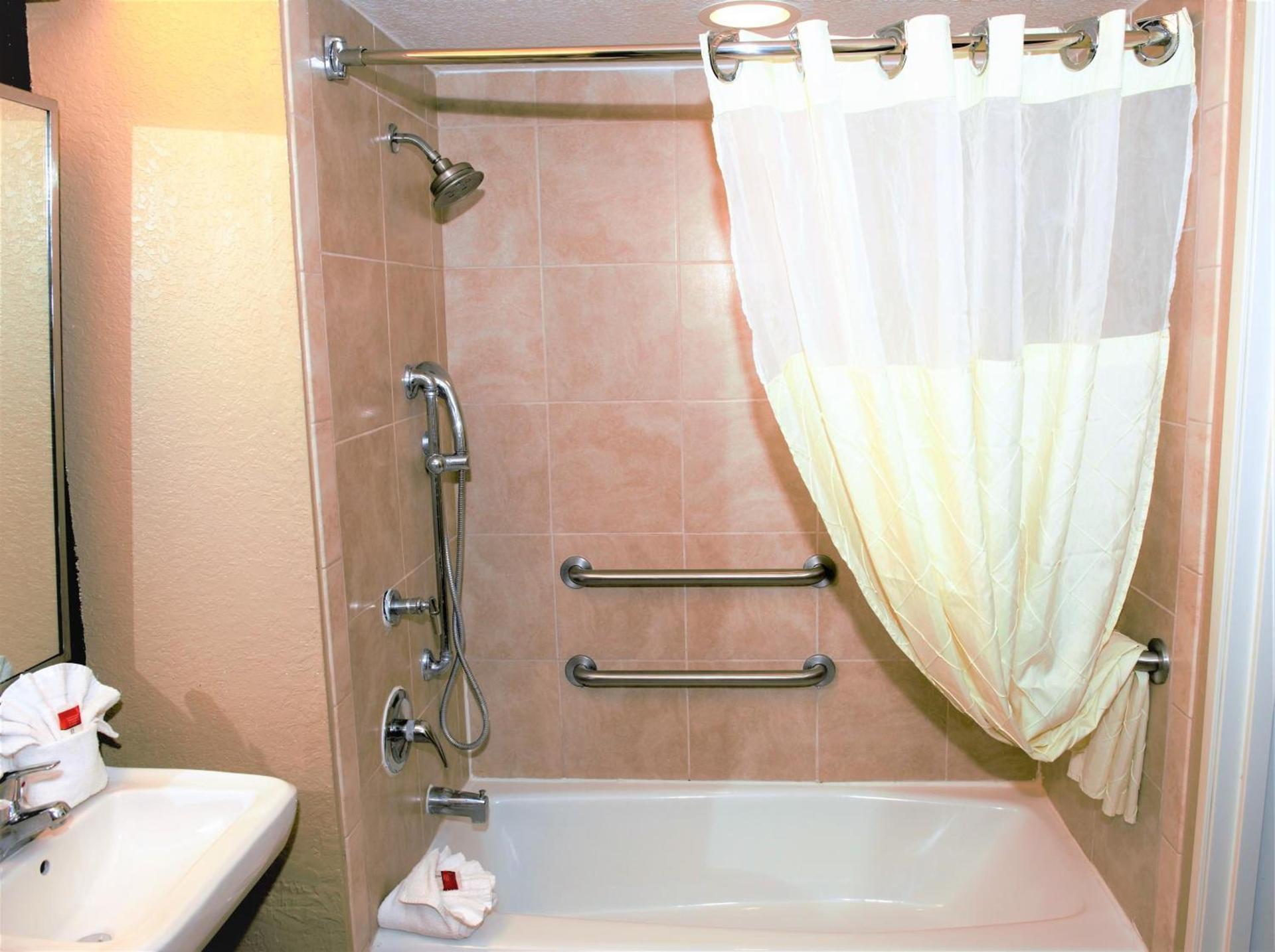 Microtel Inn & Suites by Wyndham Jacksonville Airport photo 31