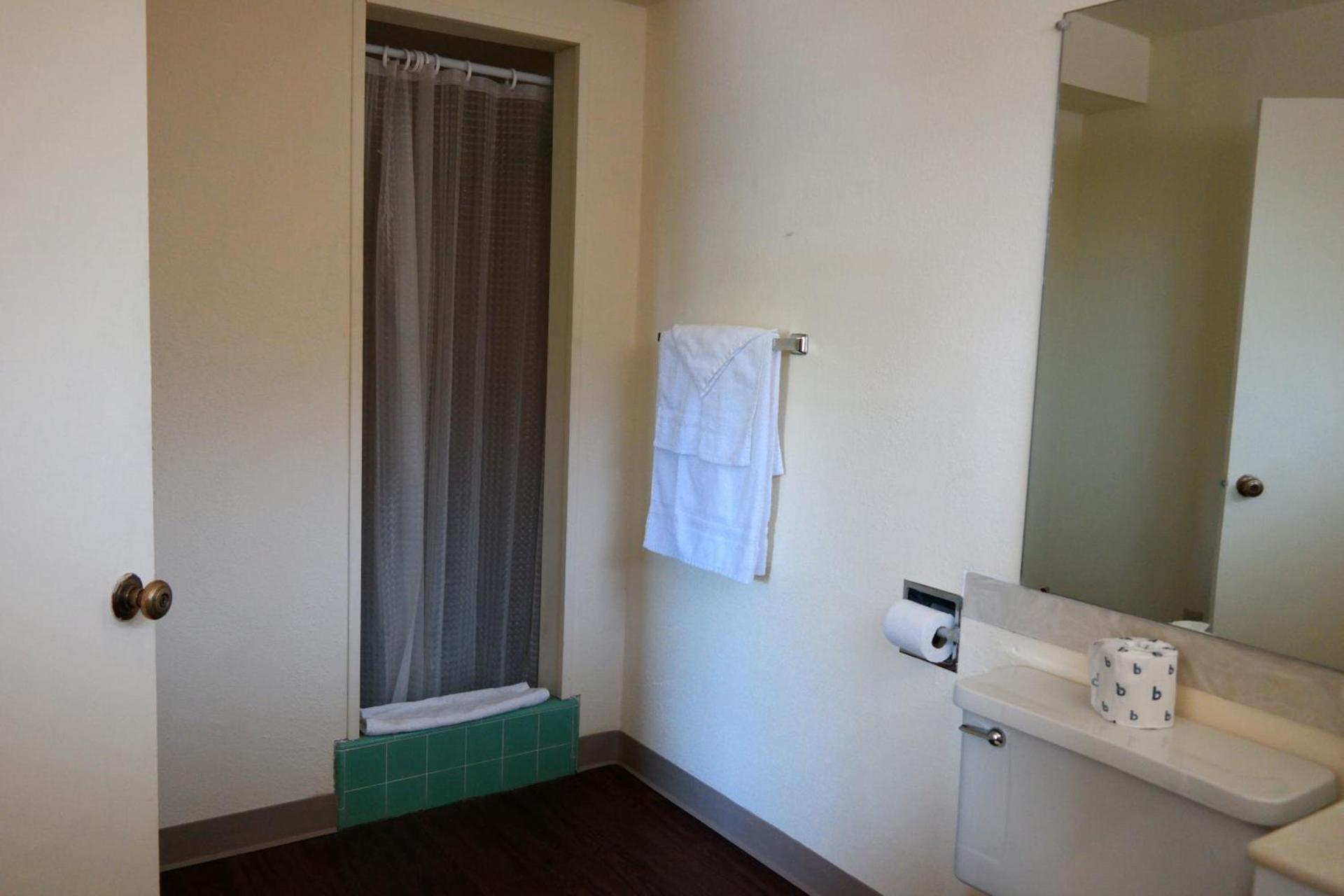 River Park Inn photo 15